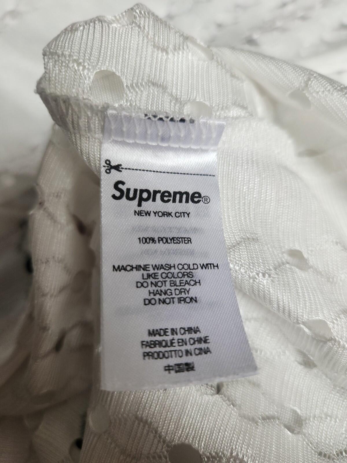 SS22 Supreme Perforated Stripe Warm Up Top Kurzarm-Oberteil M T-Shirt weißes T-Shirt Jersey