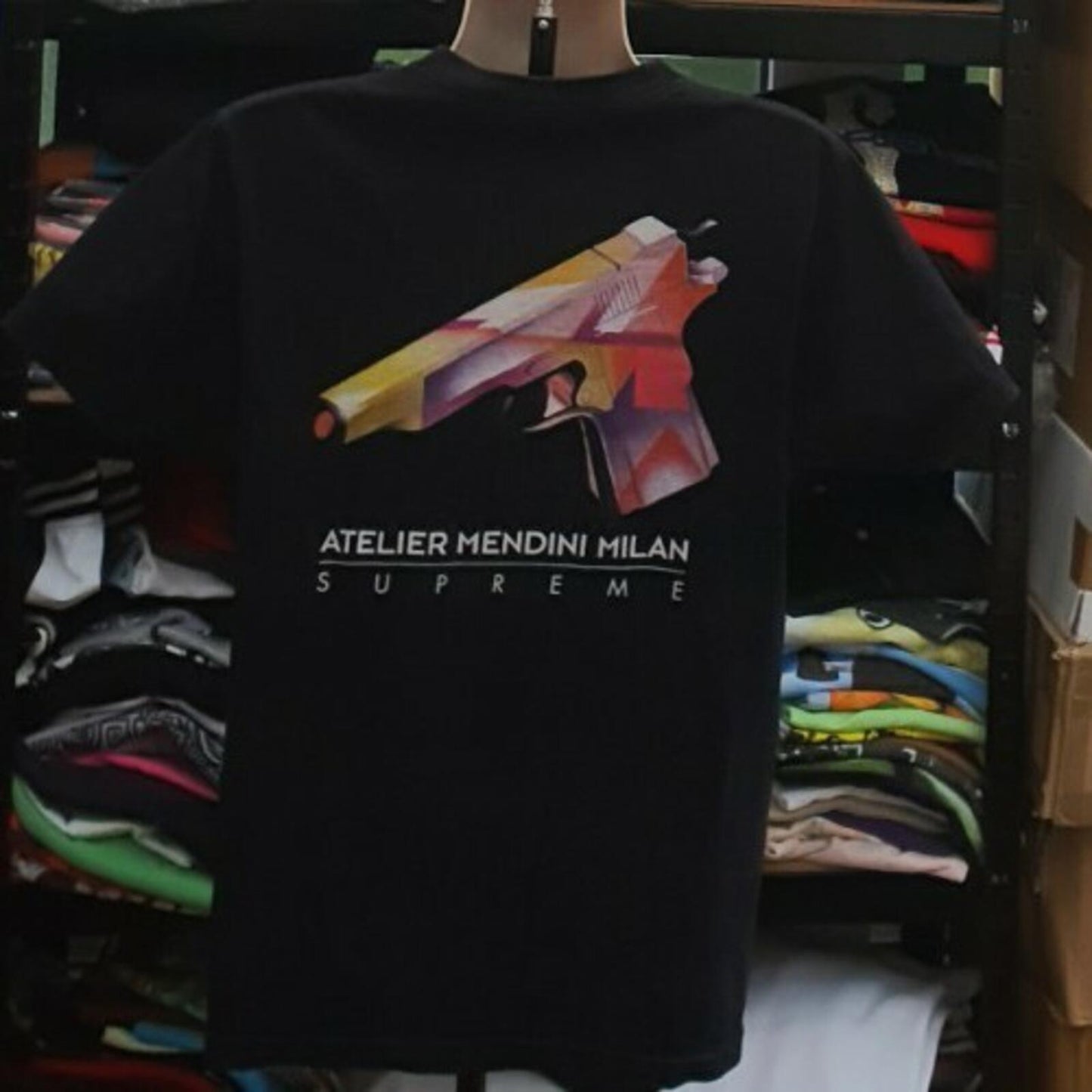 SS16 Supreme Mendini Gun Tee Black Size M