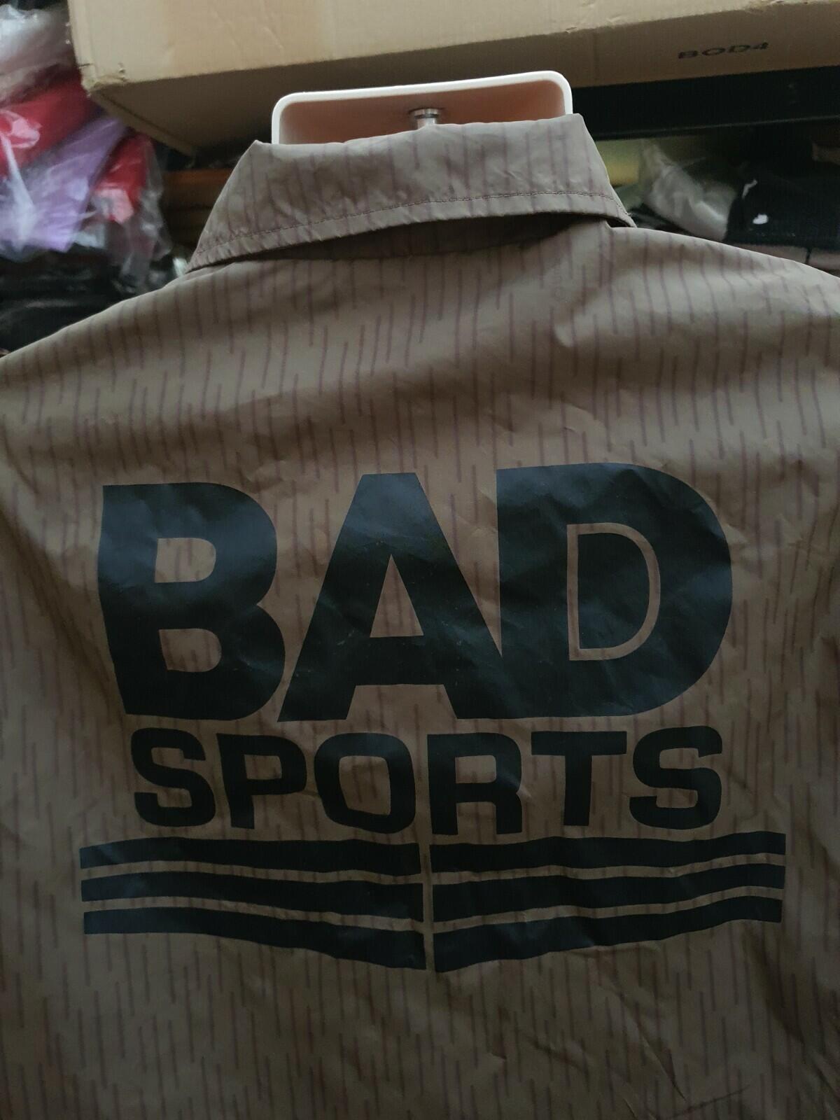 UNDEFEATED Bad Sports Coach Nylon Jacket size M