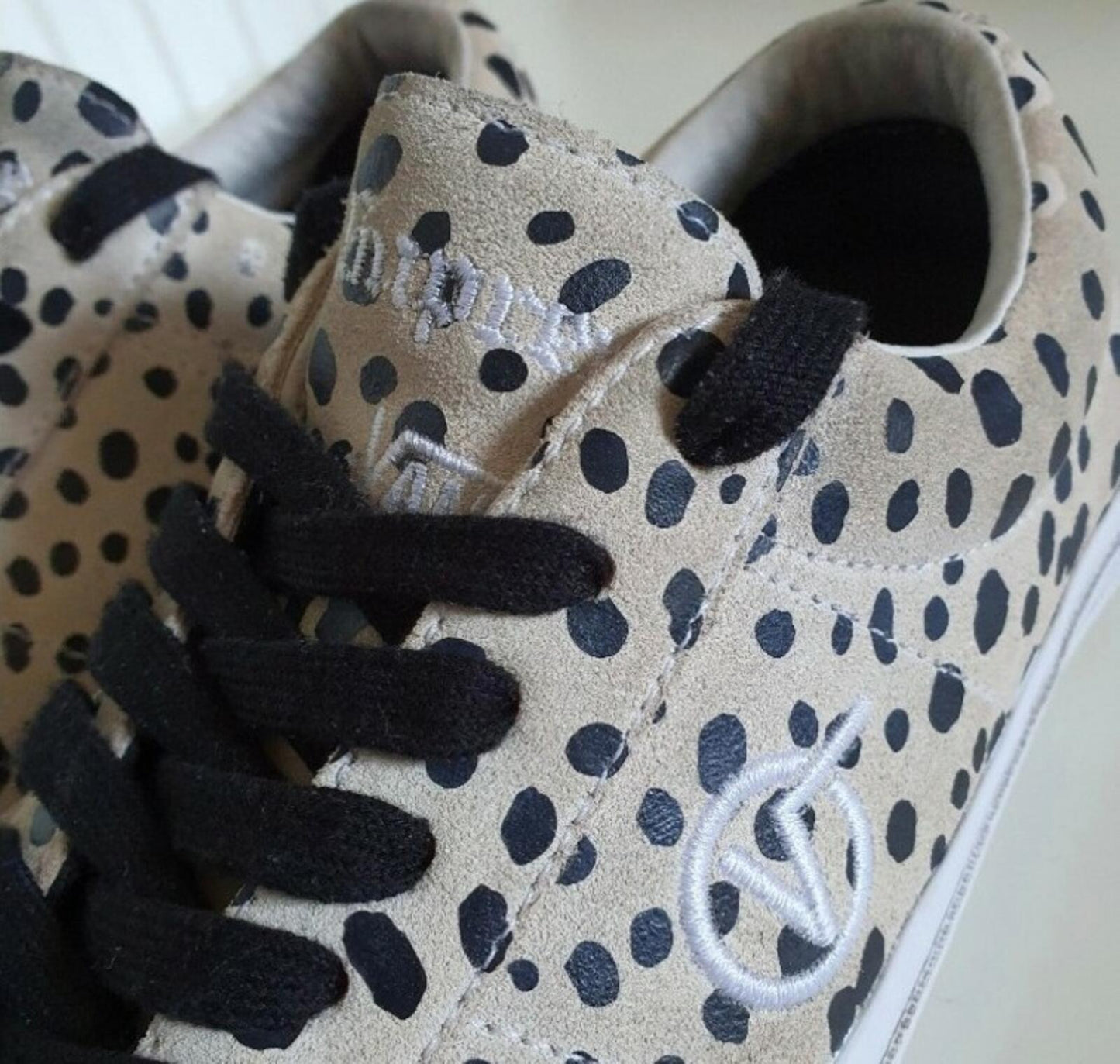 SS18 Supreme x Vans Sid Pro Dalmatian UK 8 US 9 EUR 42.5 Trainers Shoes