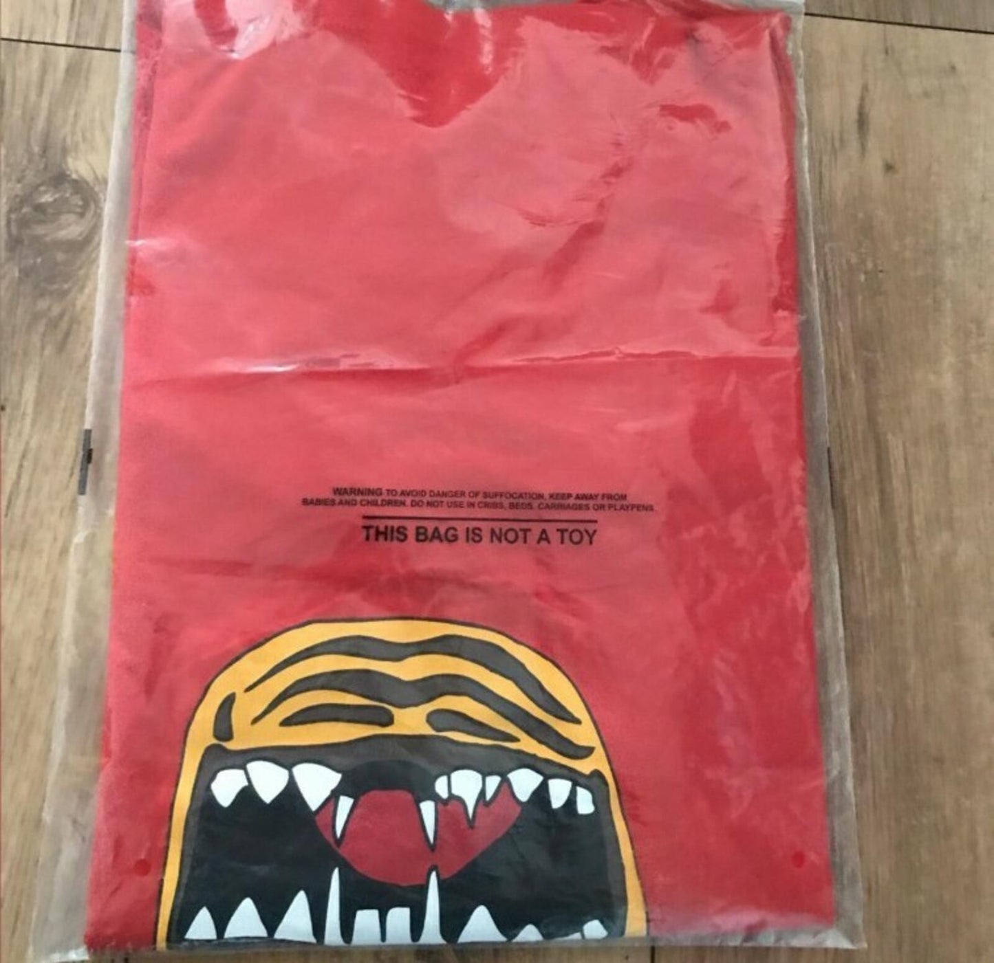 PATTA Liger Tee size S small T-shirt Poinciana New with tag 2018 Top