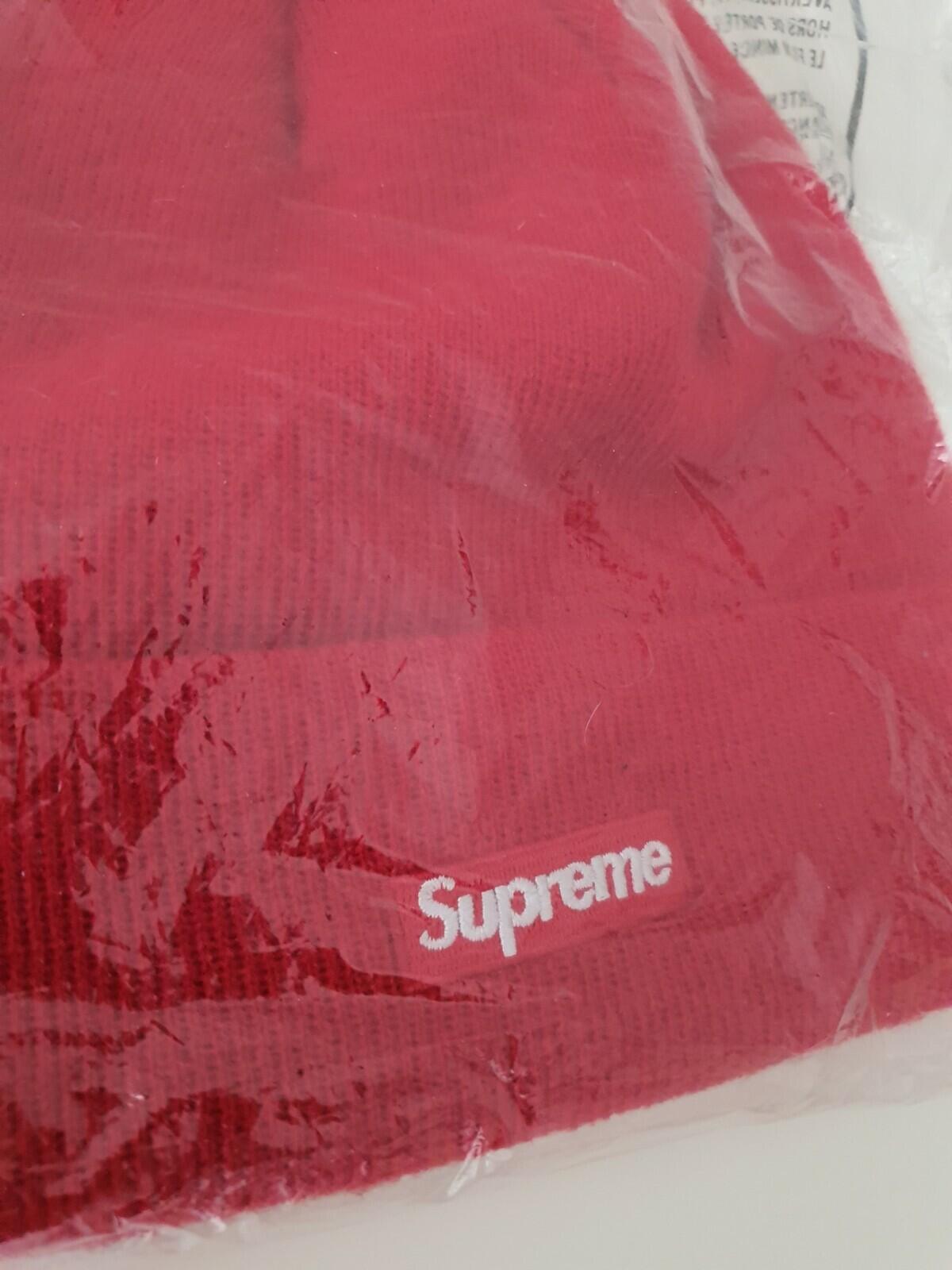 FW17 Supreme New Era S Logo Beanie red Hat