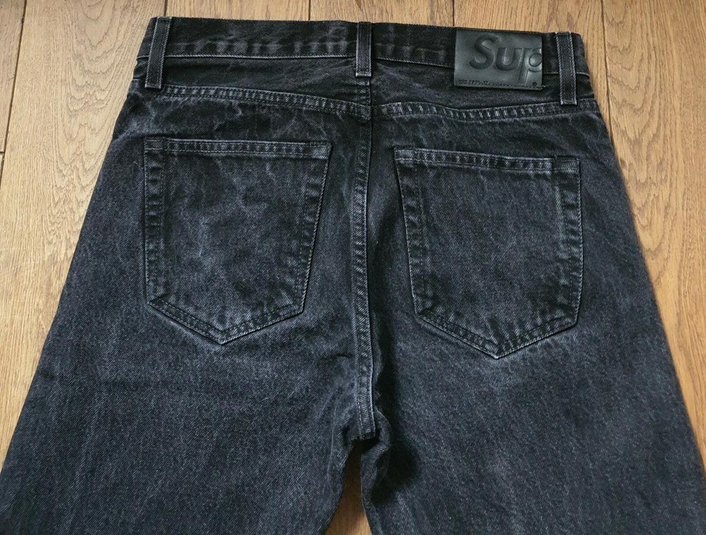 FW16 Supreme Stone Washed Slim Jeans Schwarz Größe 30 W30 L30
