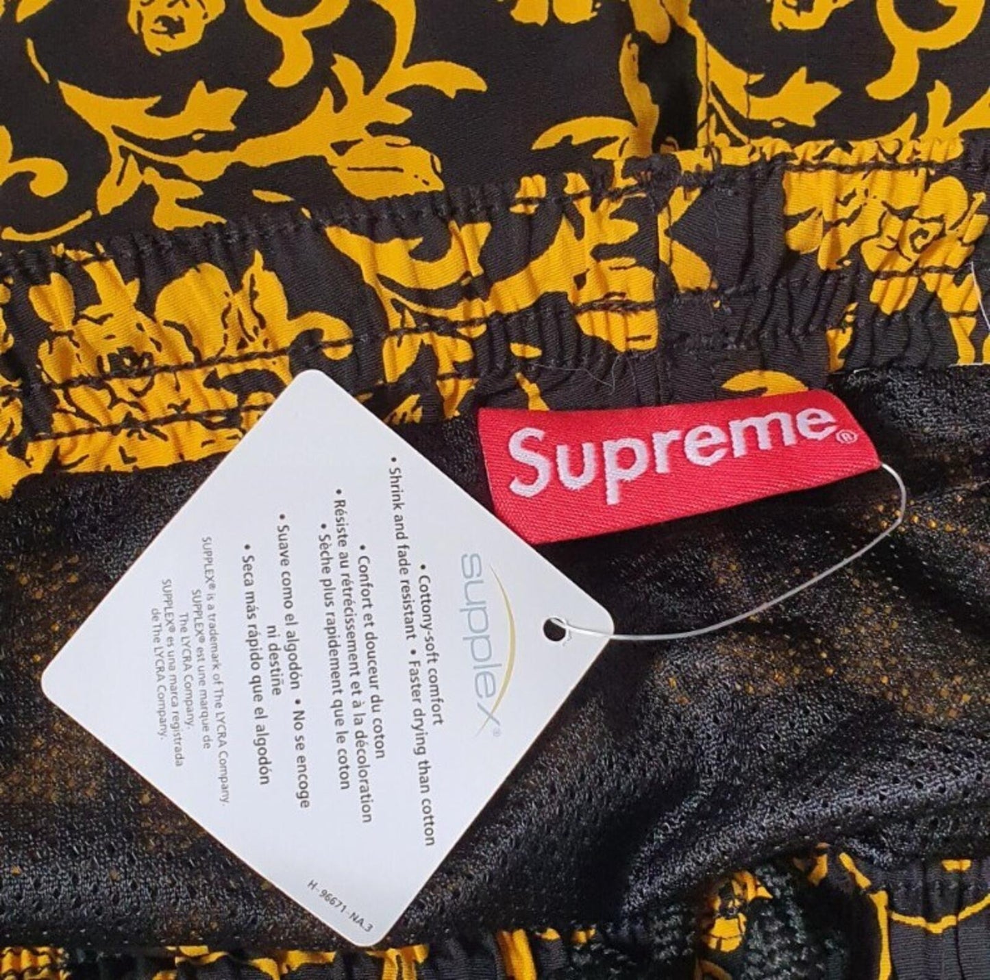SS20 Supreme Nylon Water Short S Shorts Schwarz Floral Small Box Logo Supplex Neu