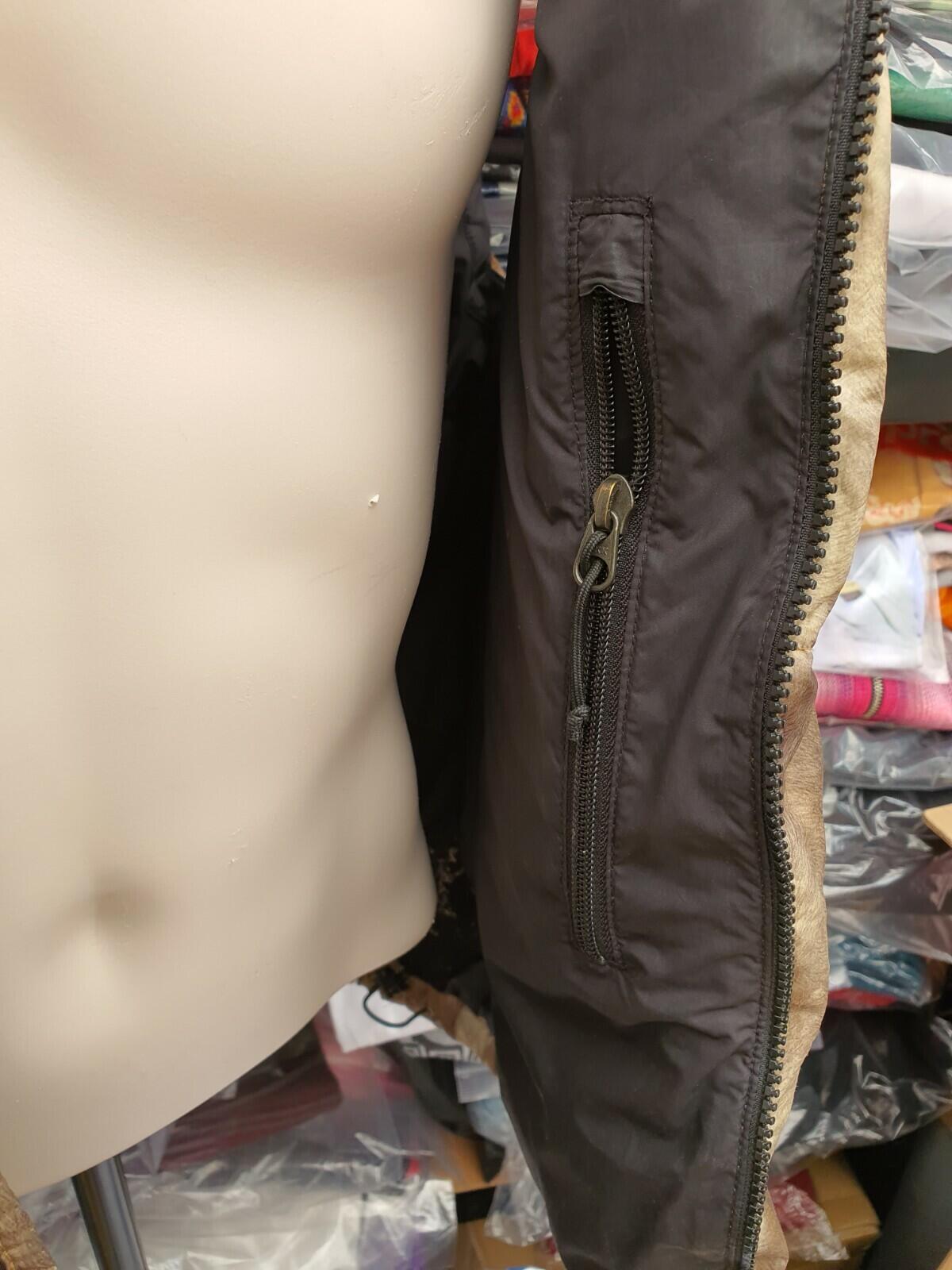 FW13 Supreme x The North Face Fur Nuptse Vest Jacket 700 Fill Goose Down Size L