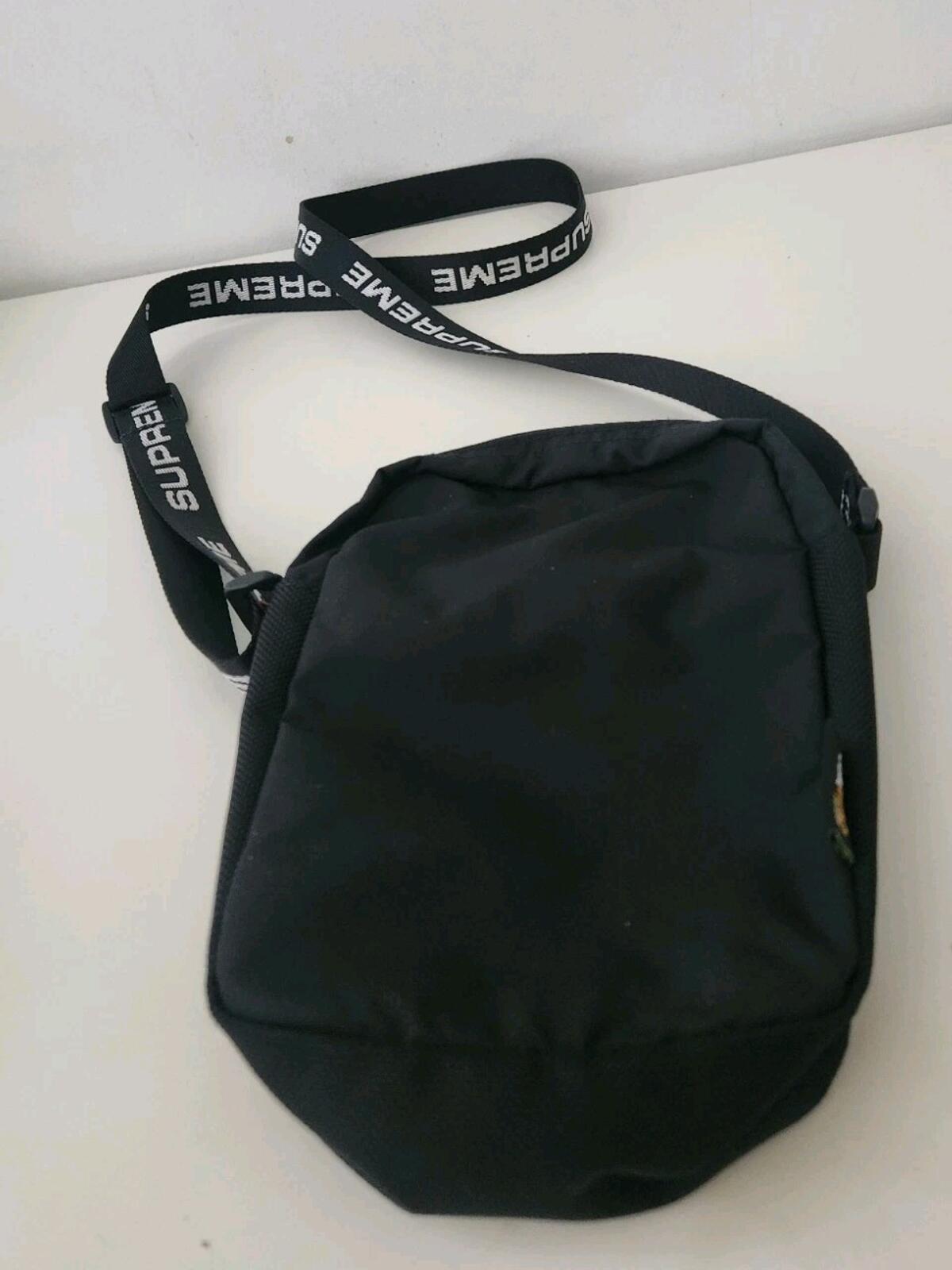 FW22 Supreme shoulder bag black Water Resistant
