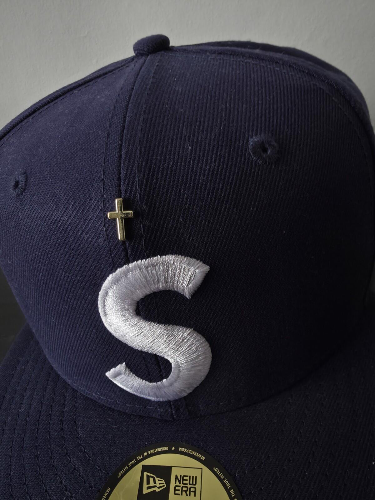 SS24 Supreme Gold Cross S Logo New Era Fitted Hat Size 7 3/8
