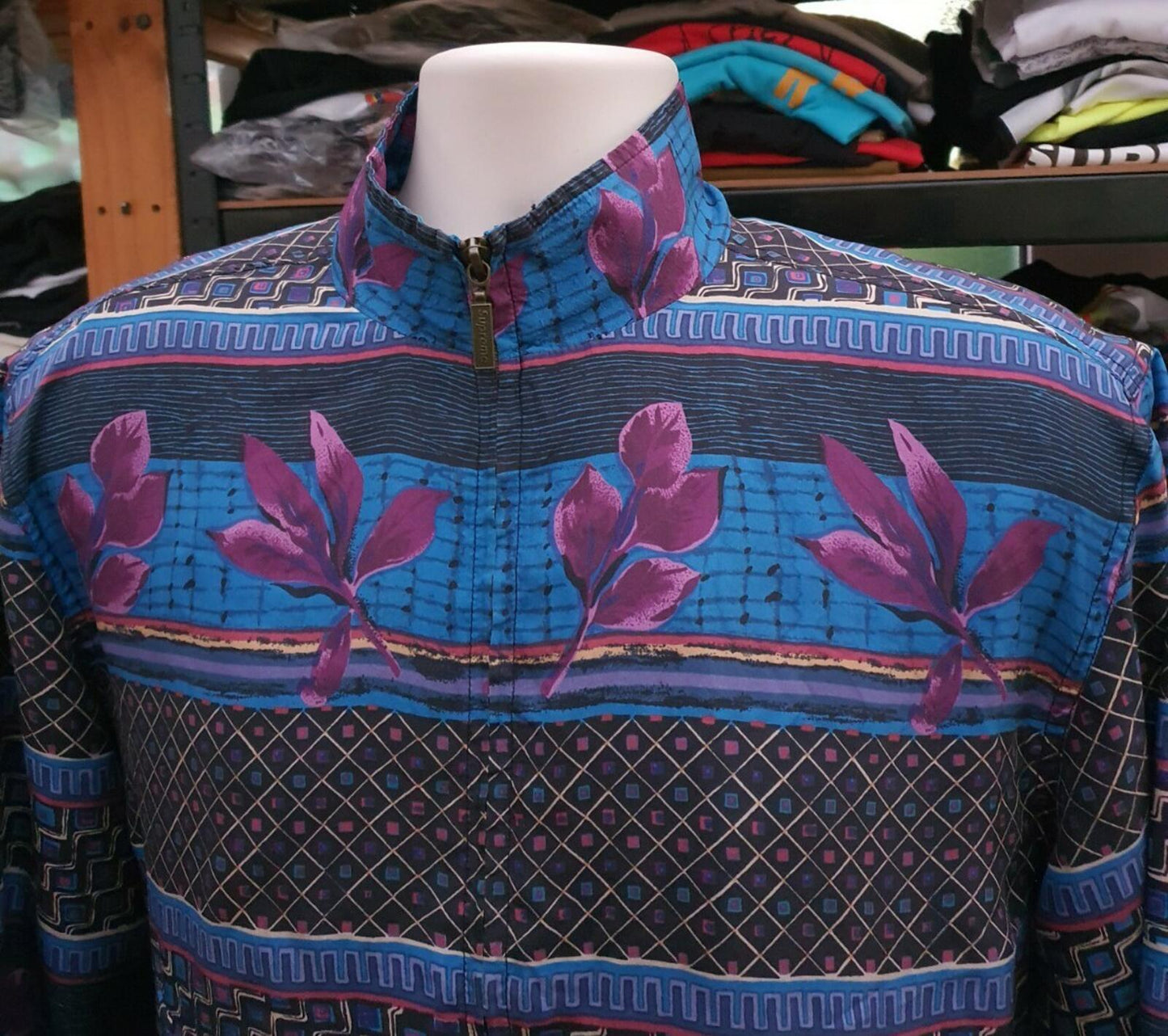 FW15 Supreme Silk bomber jacket size S small Rare Coat Flowers
