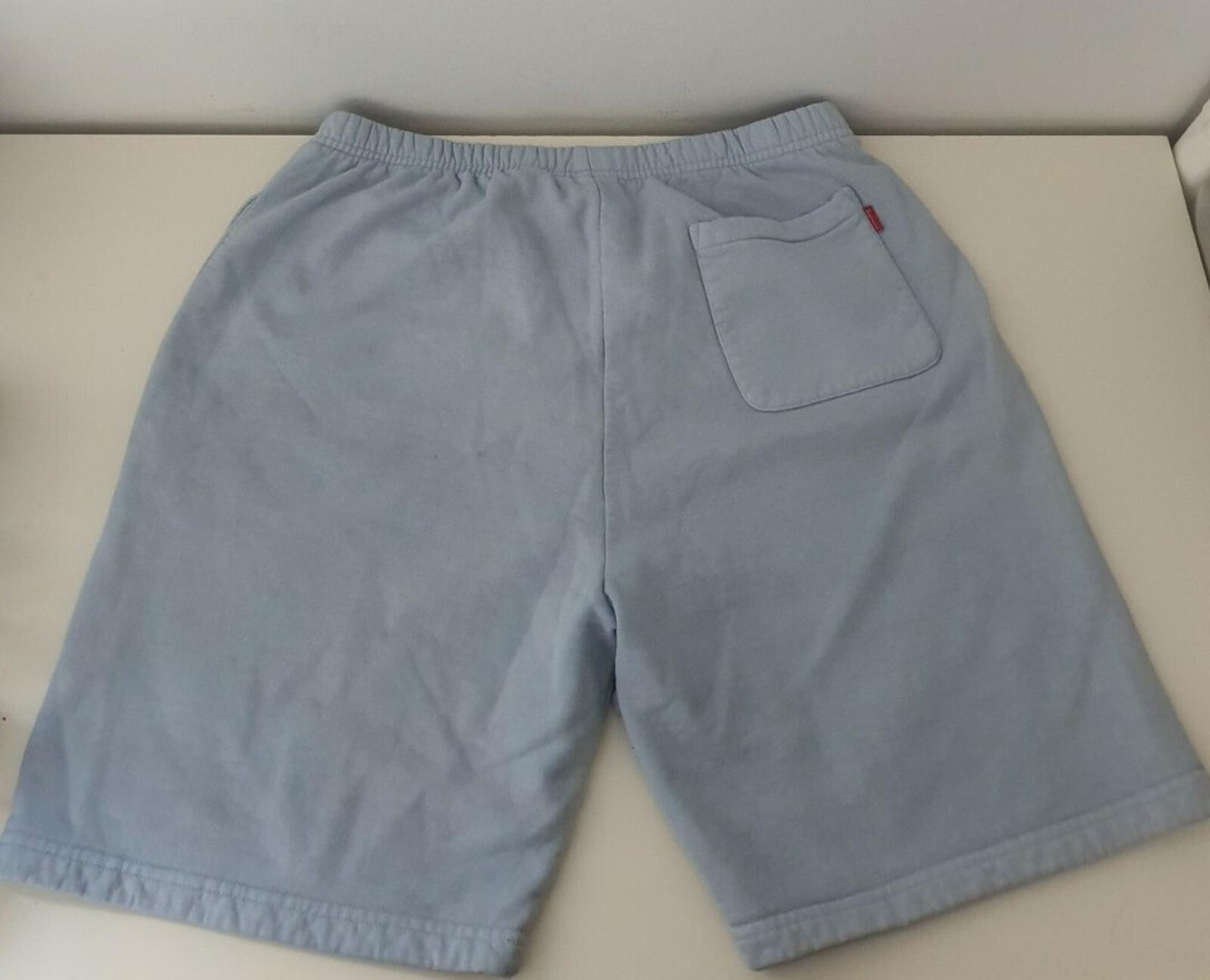 SS16 Supreme x Playboy Shorts Hellblau Größe L groß kurze Sweatshorts