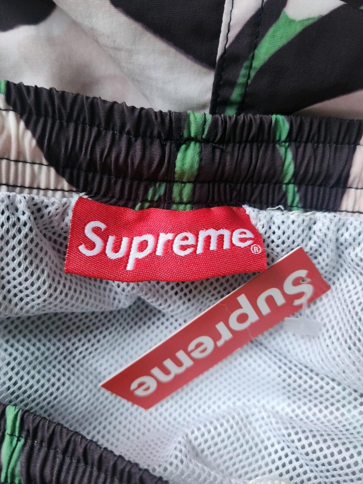 SS18 Supreme Nylon Water Short XL swim shorts black floral small box logo New