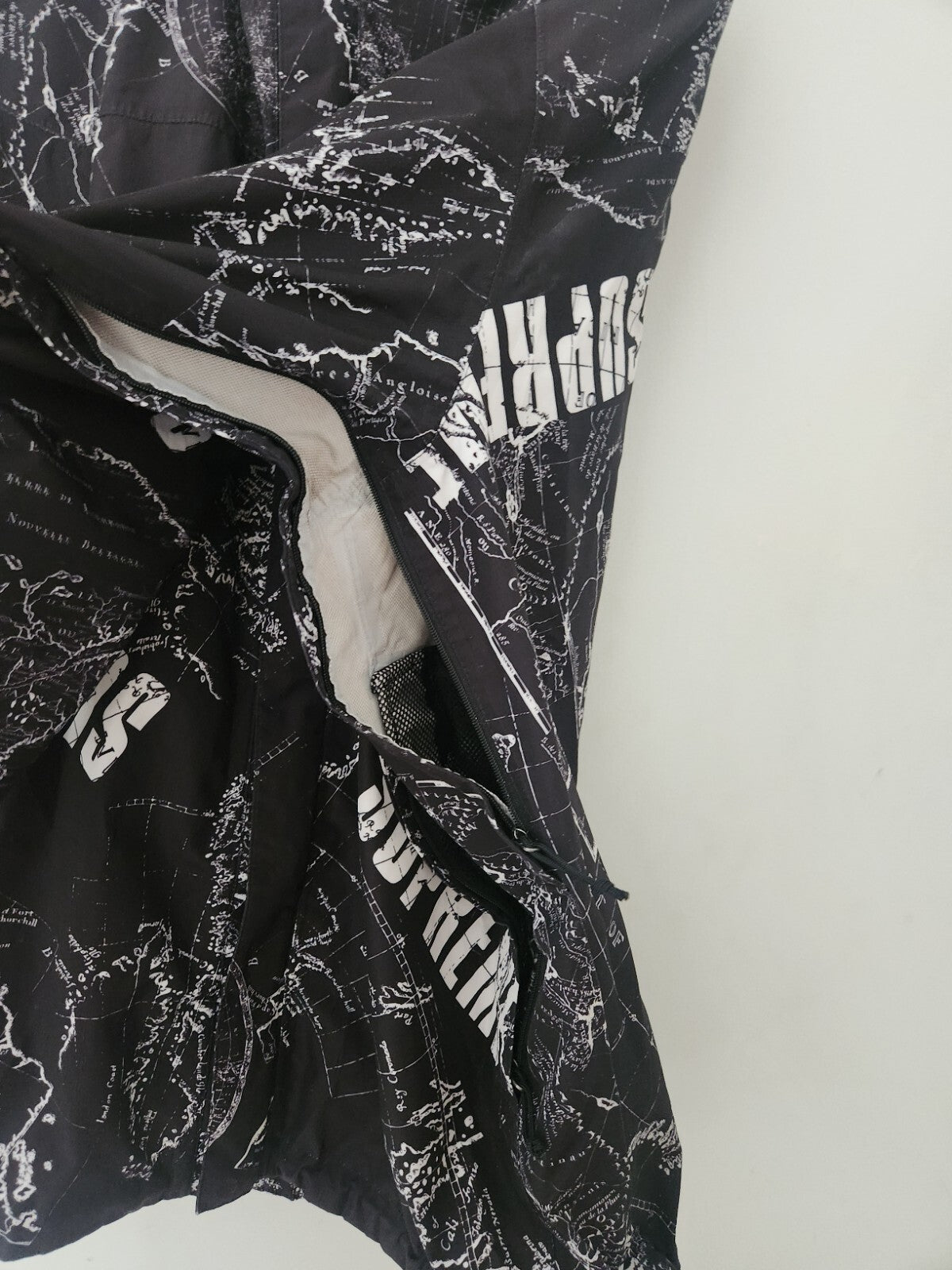 SS12 Supreme x The North Face Venture Jacke L groß TNF schwarz Maps vintage Selten