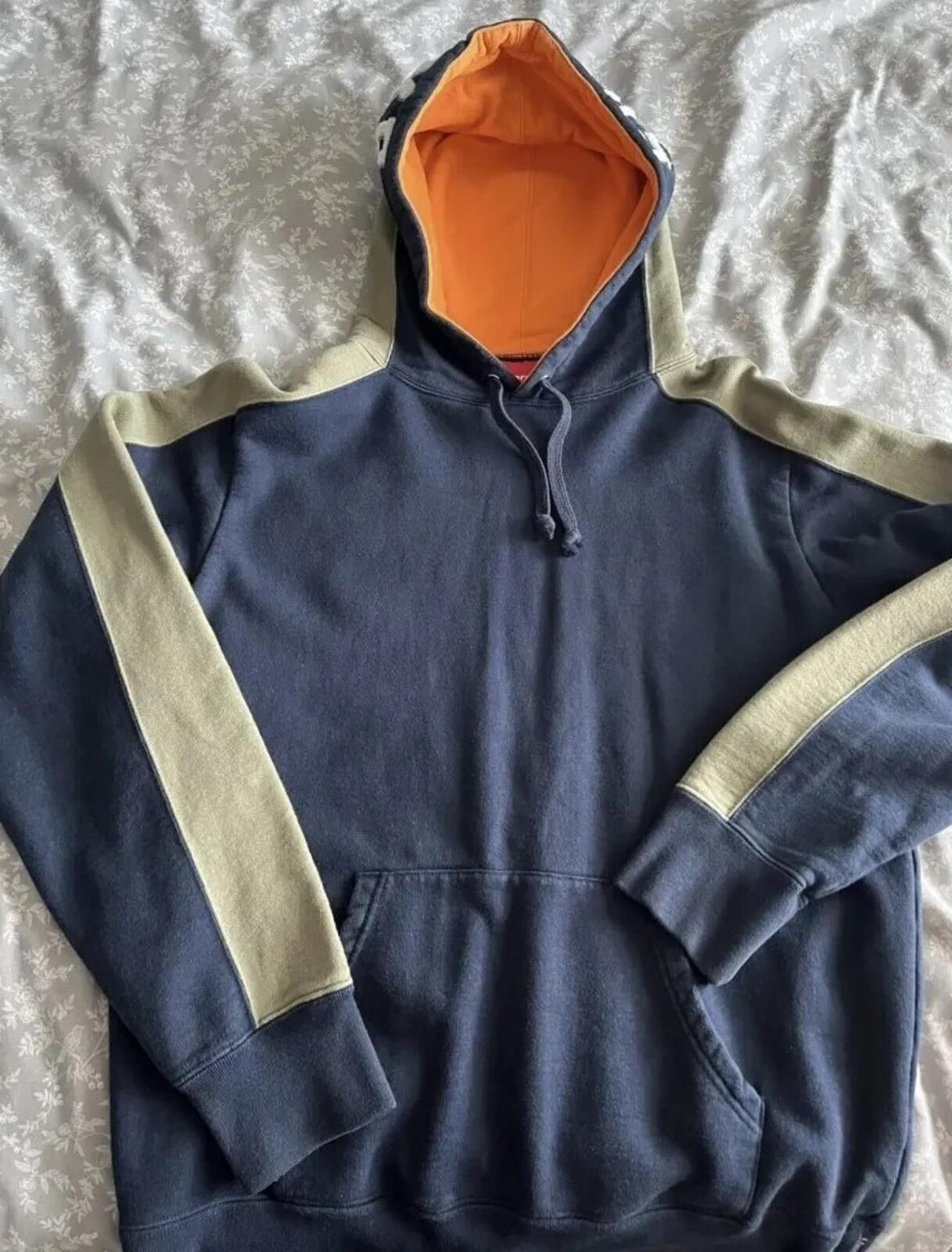 FW18 Supreme Paneled Hooded Sweatshirt Navy Size M
