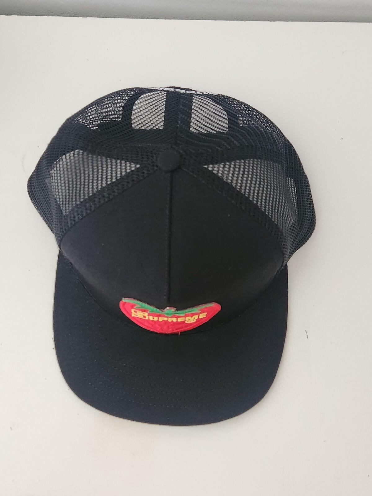 SS17 Supreme Strawberry Mesh Back 5-Panel Cap Schwarz