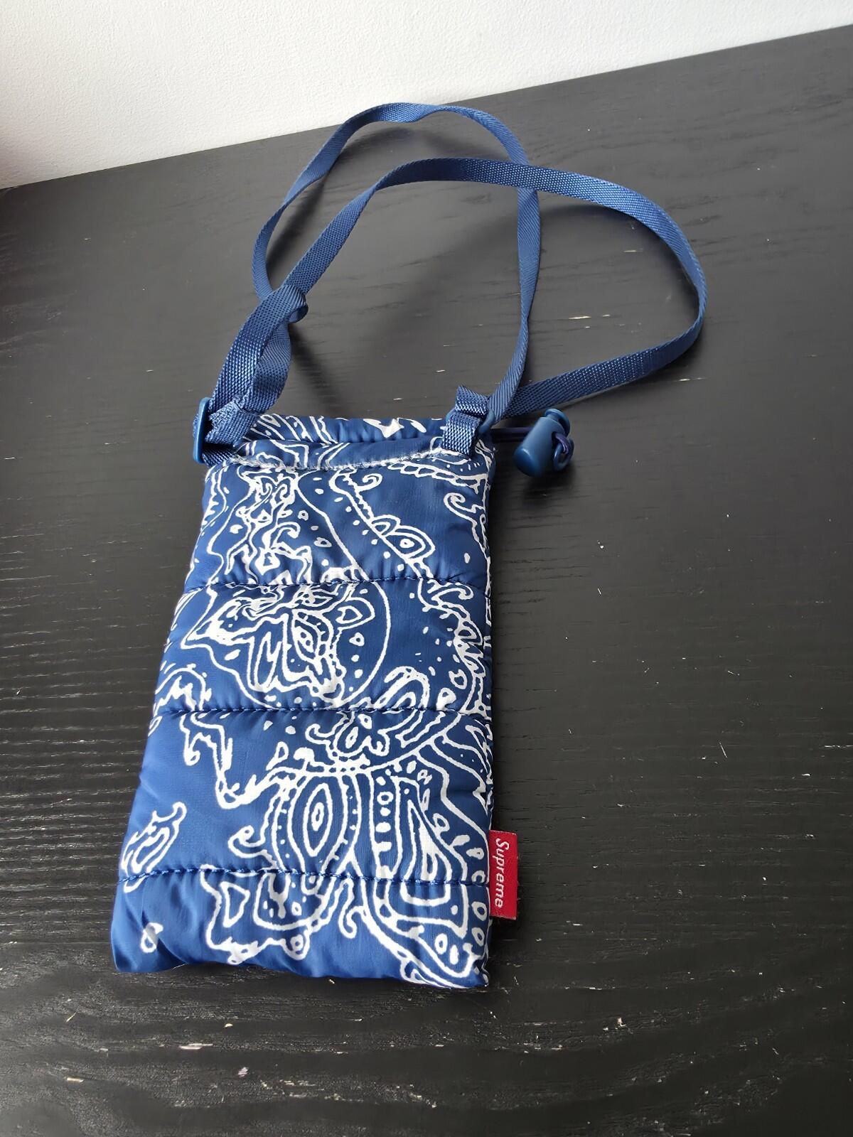 FW22 Supreme Puffer Neck Pouch Bag Blue Paisley Water Resistant Mobile Phone