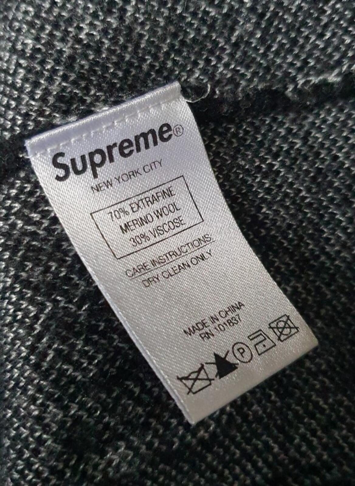 FW18 Supreme Newsprint schwarzer Pullover Größe M mittlerer Jumper Zeitung Merinowolle