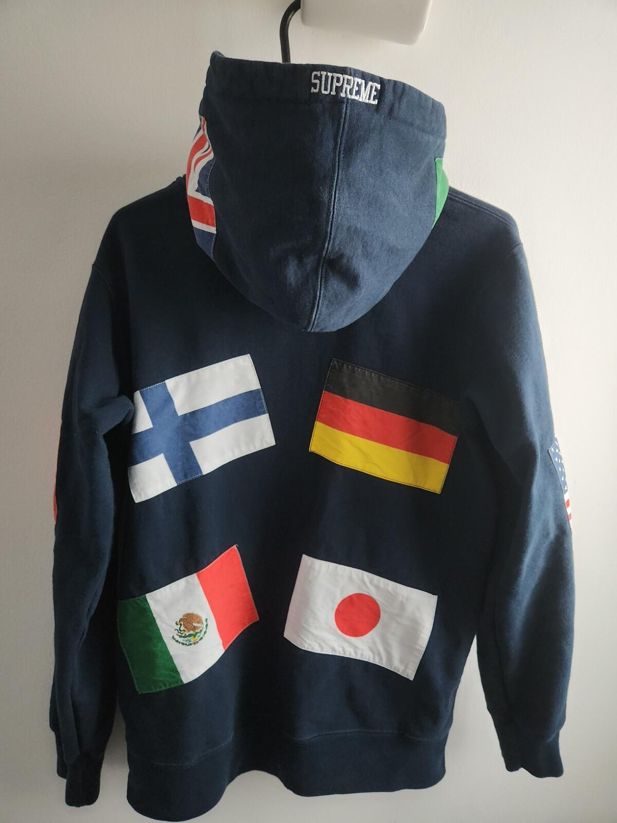 FW13 Supreme Flags Pullover navy hooded sweatshirt size M medium vintage hoodie