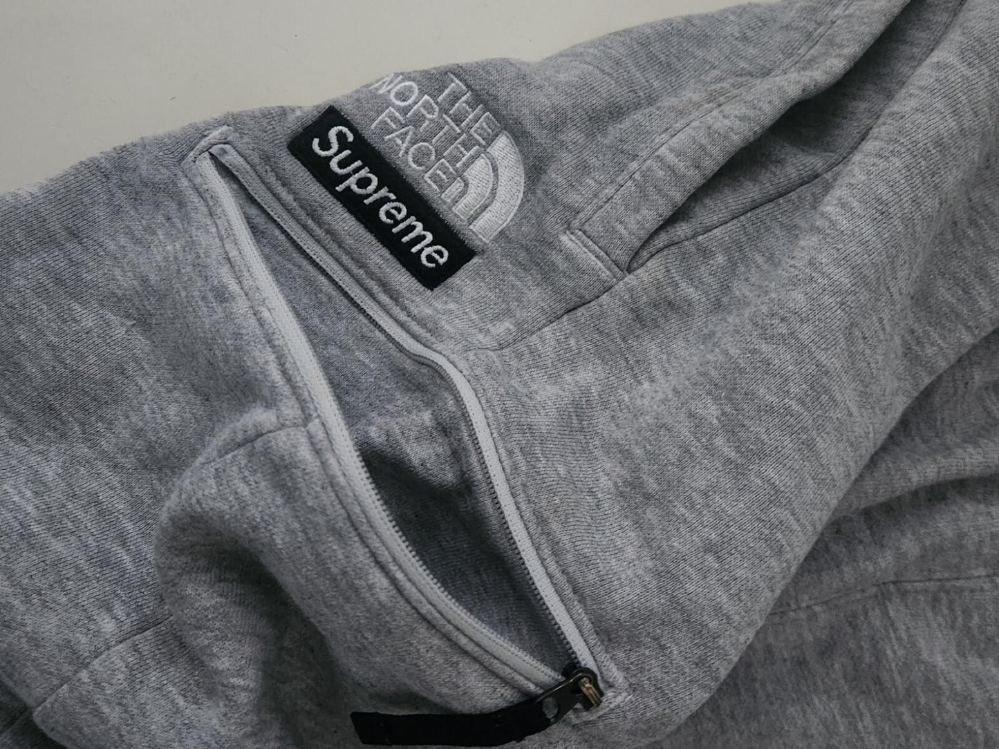 SS23 Supreme x The North Face sweatshort Size S small shorts 30 Heather Grey