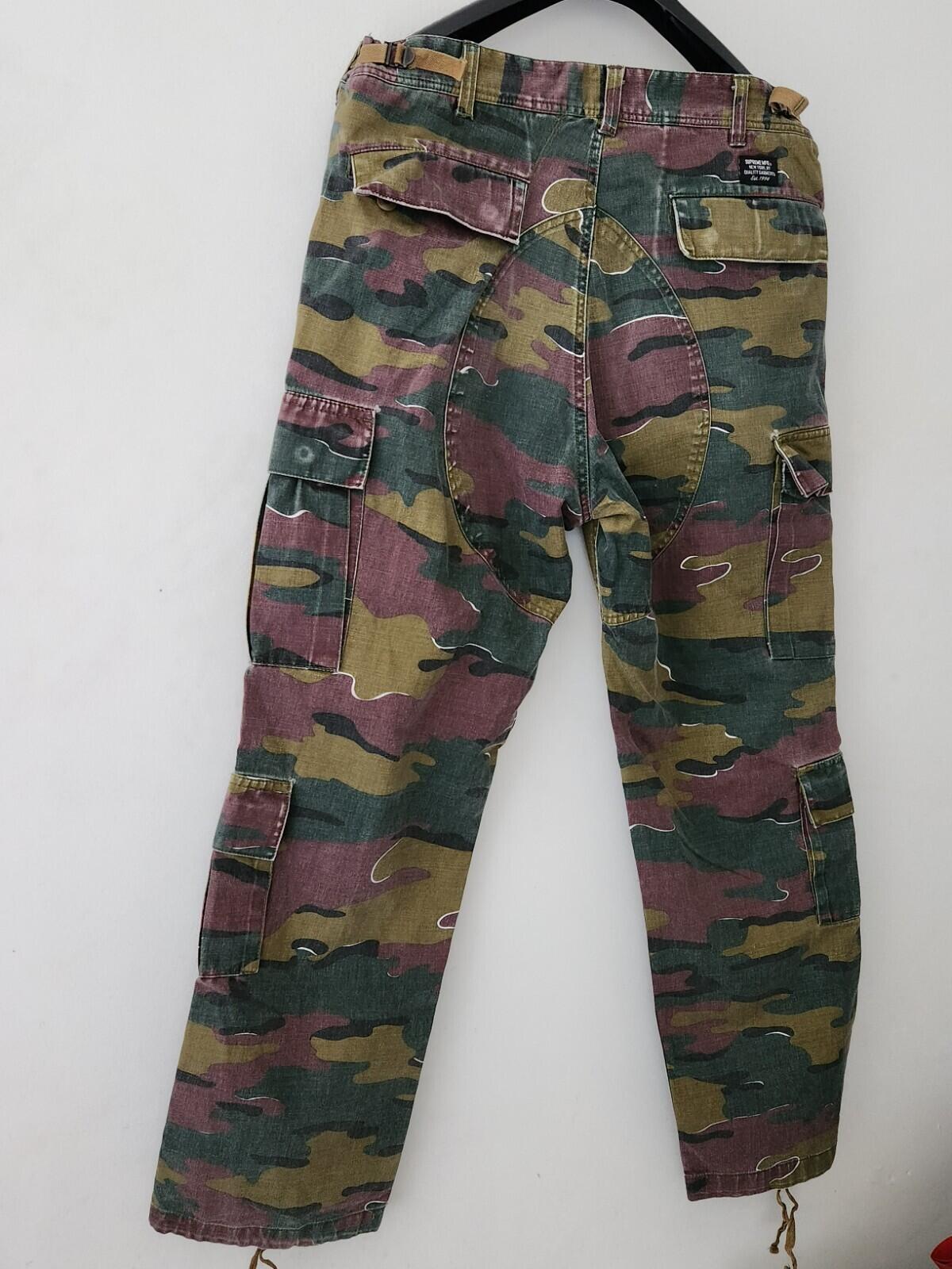 SS18 Supreme cargo pant size 34 W34 L 32 trousers pants Jigsaw Camo