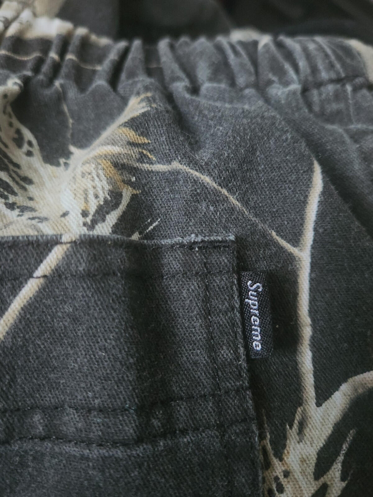 Pantalón de franela camuflaje FW17 Supreme Realtree talla S pequeño color negro