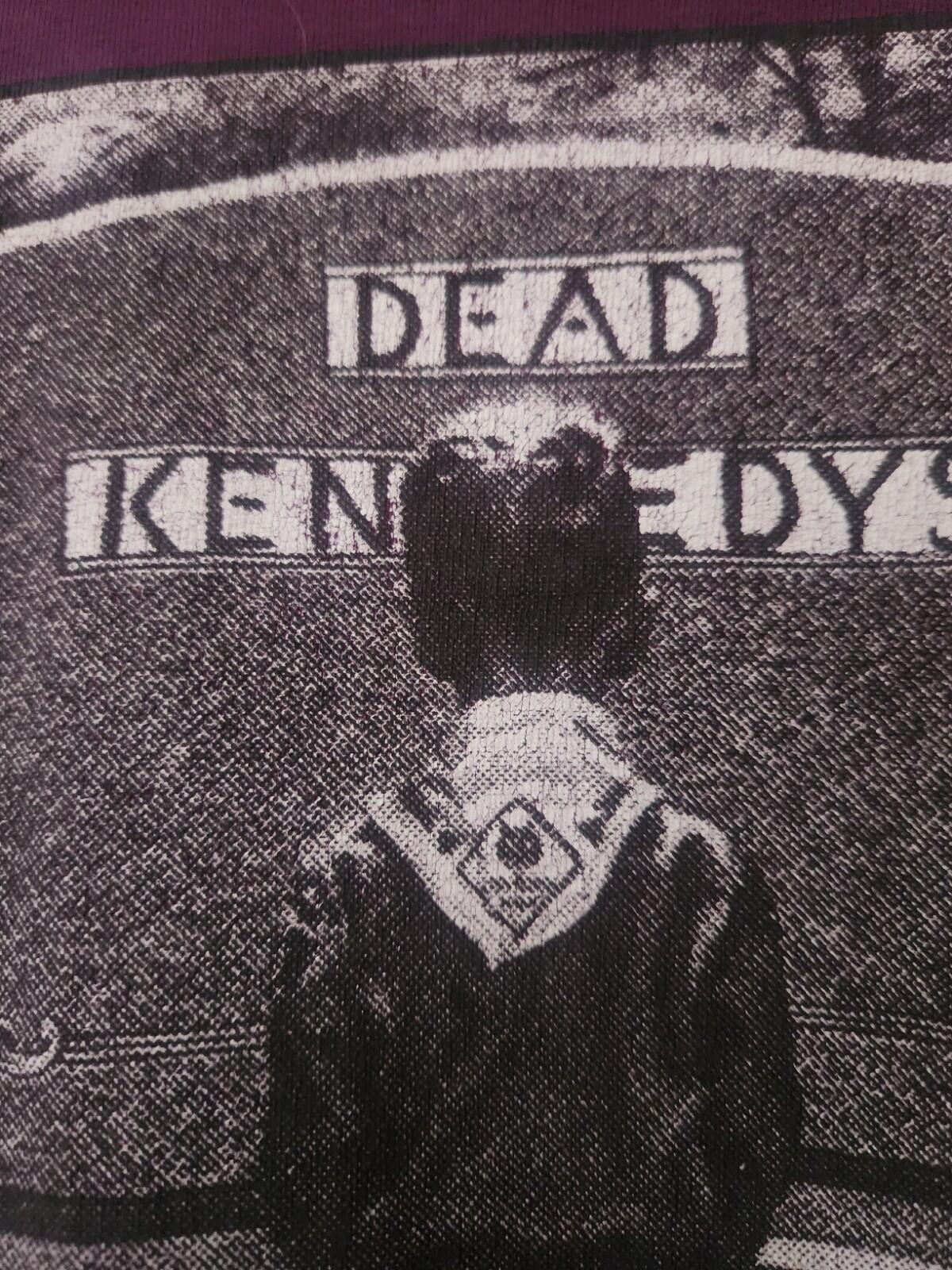 SS14 Supreme x Dead Kennedys tee Size M medium T-shirt Rare Vintage 2014