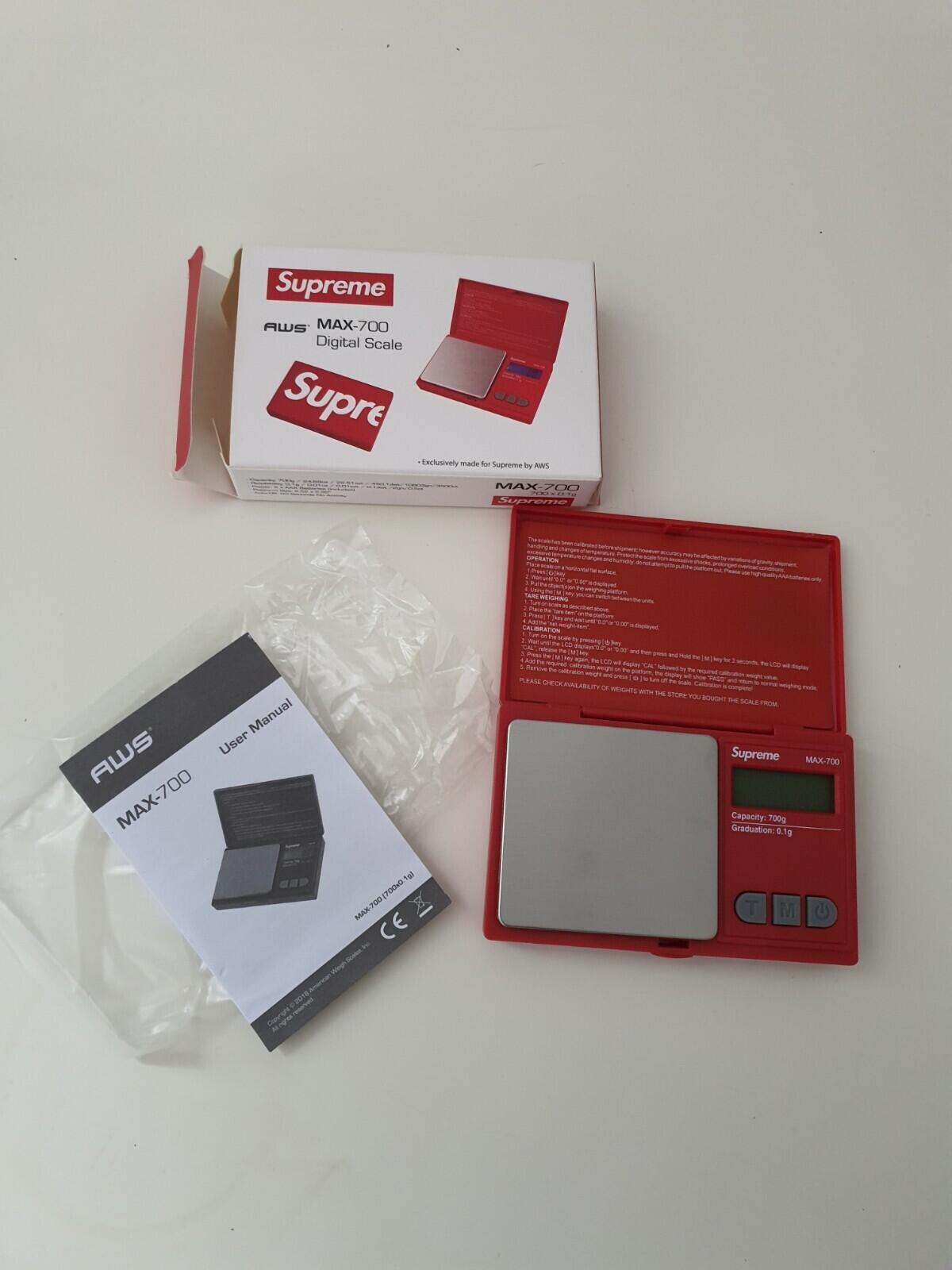 FW18 Supreme x AWS Max 700 digital scale red New in original packaging