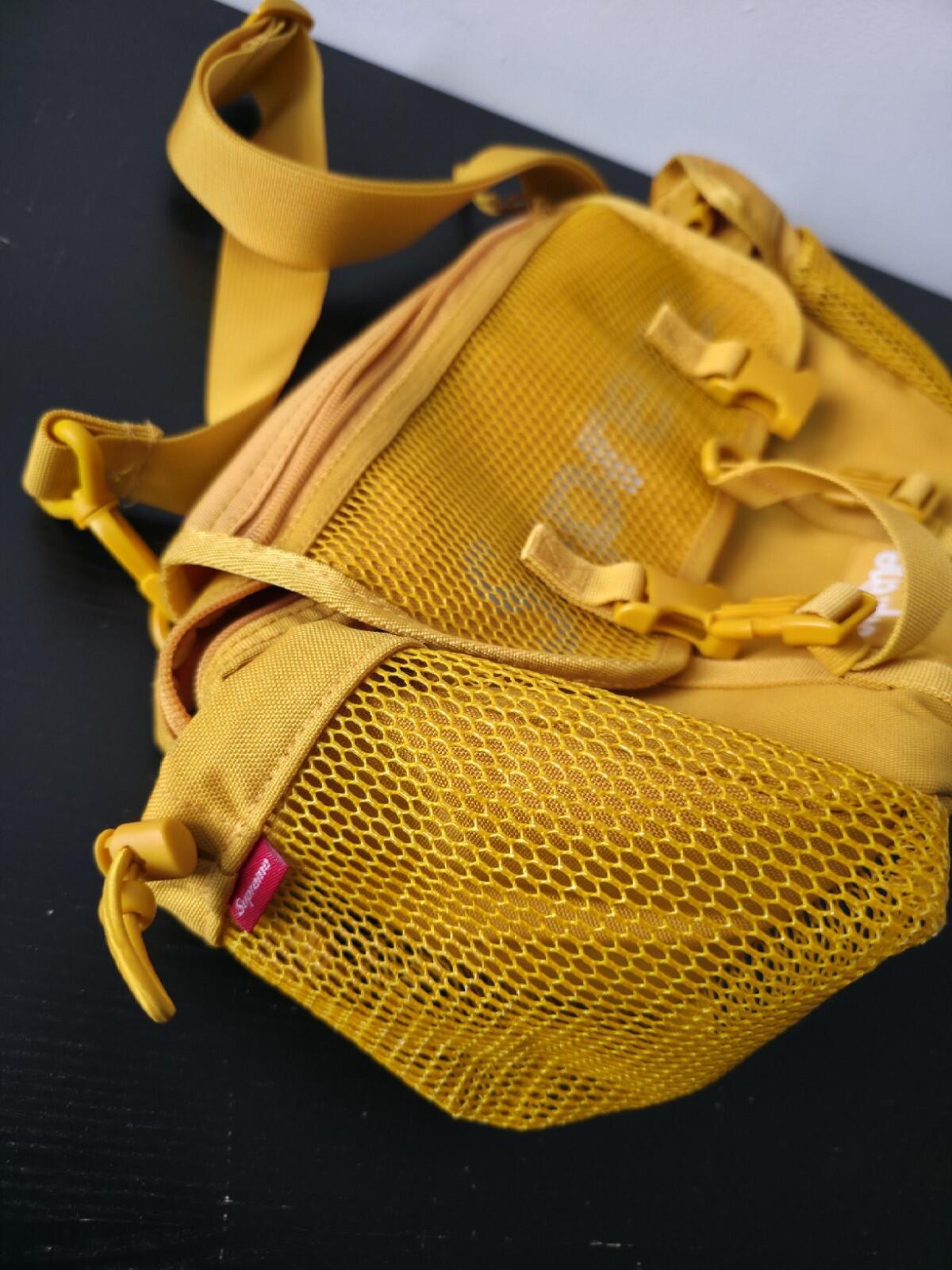 SS20 Supreme Waist Bag Gold