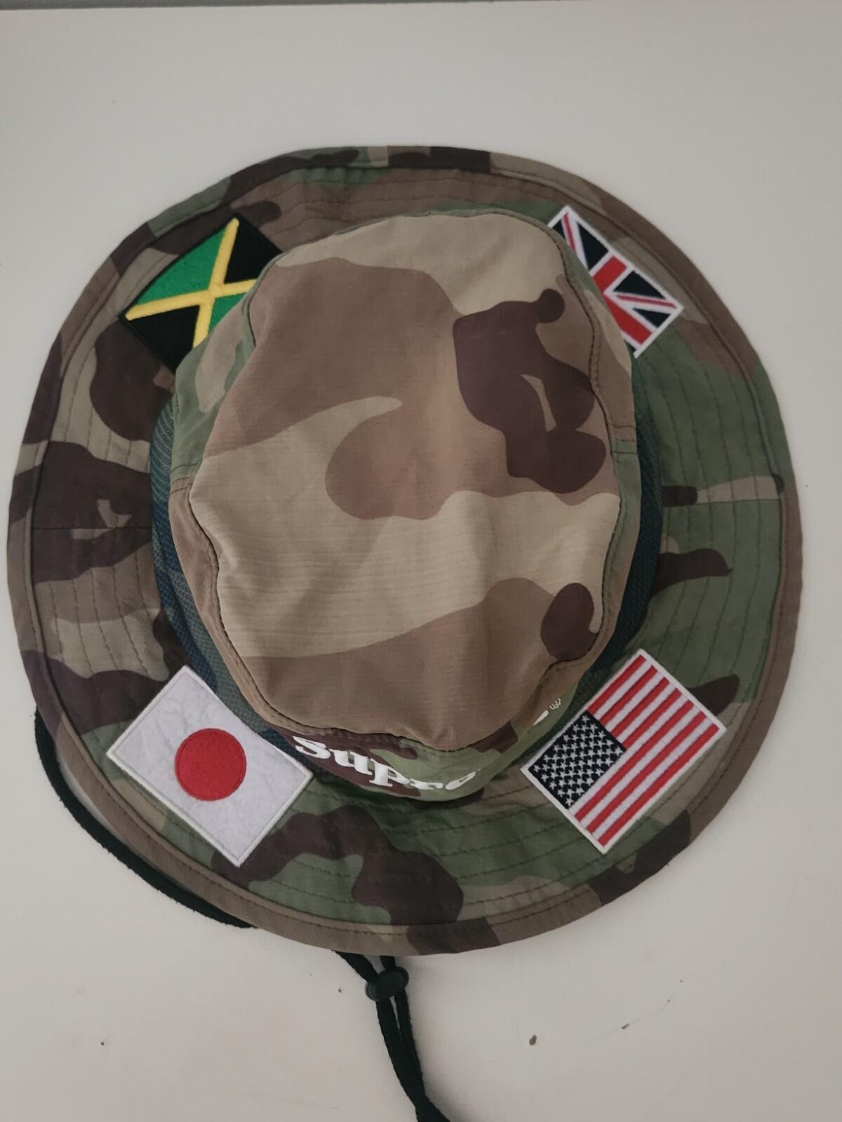 SS20 Supreme Flags Boonie Hat S / M Woodland Camo Wasserabweisend Small / Medium