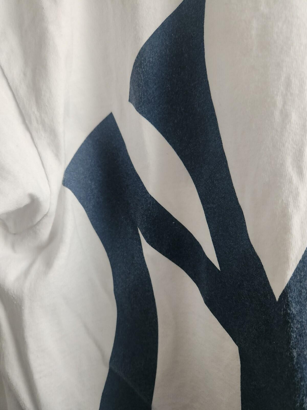 SS15 Supreme New York Yankees Box Logo white tee size M Medium T-shirt Baseball