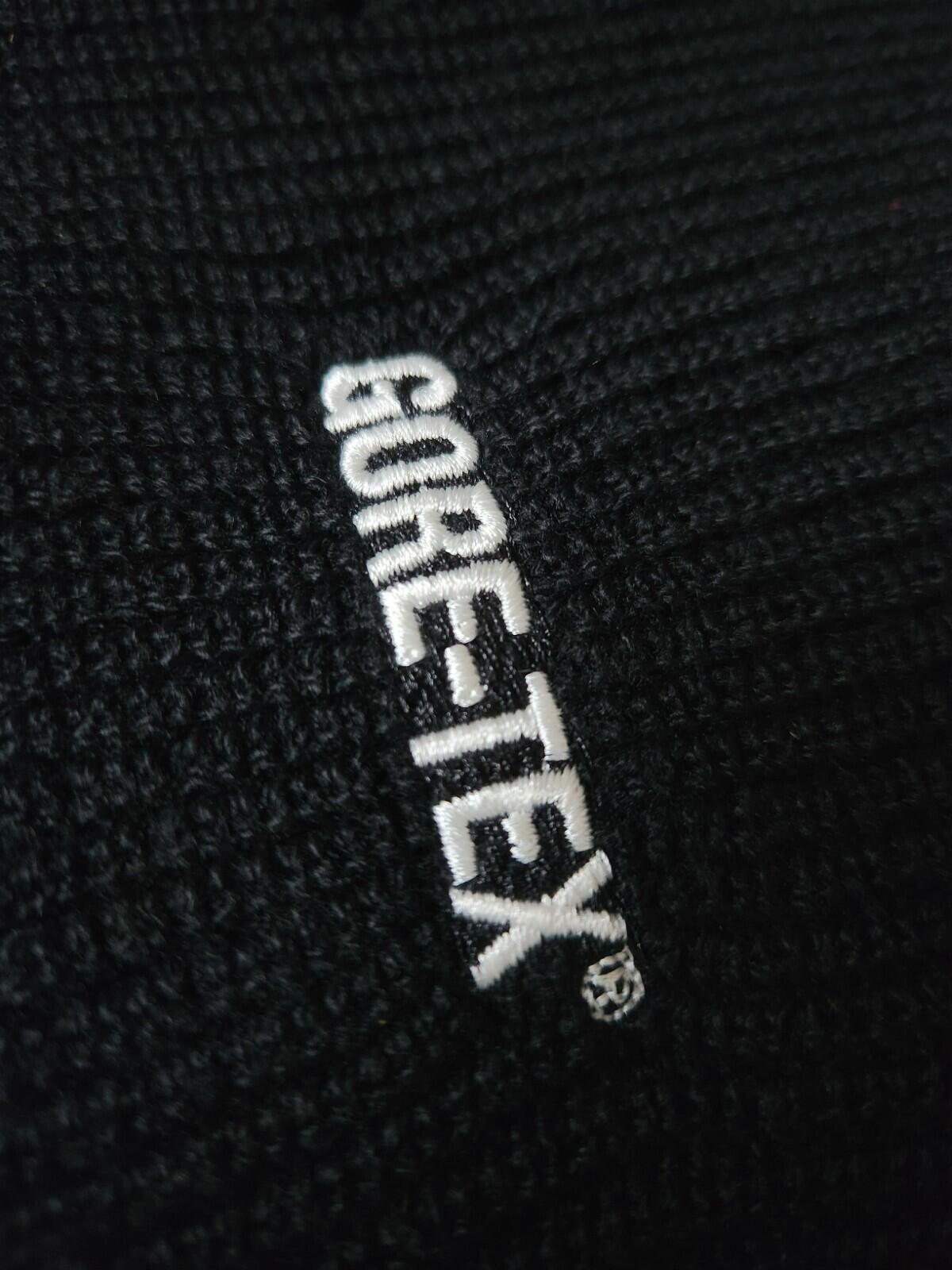 FW18 Supreme GORE-TEX Beanie Black
