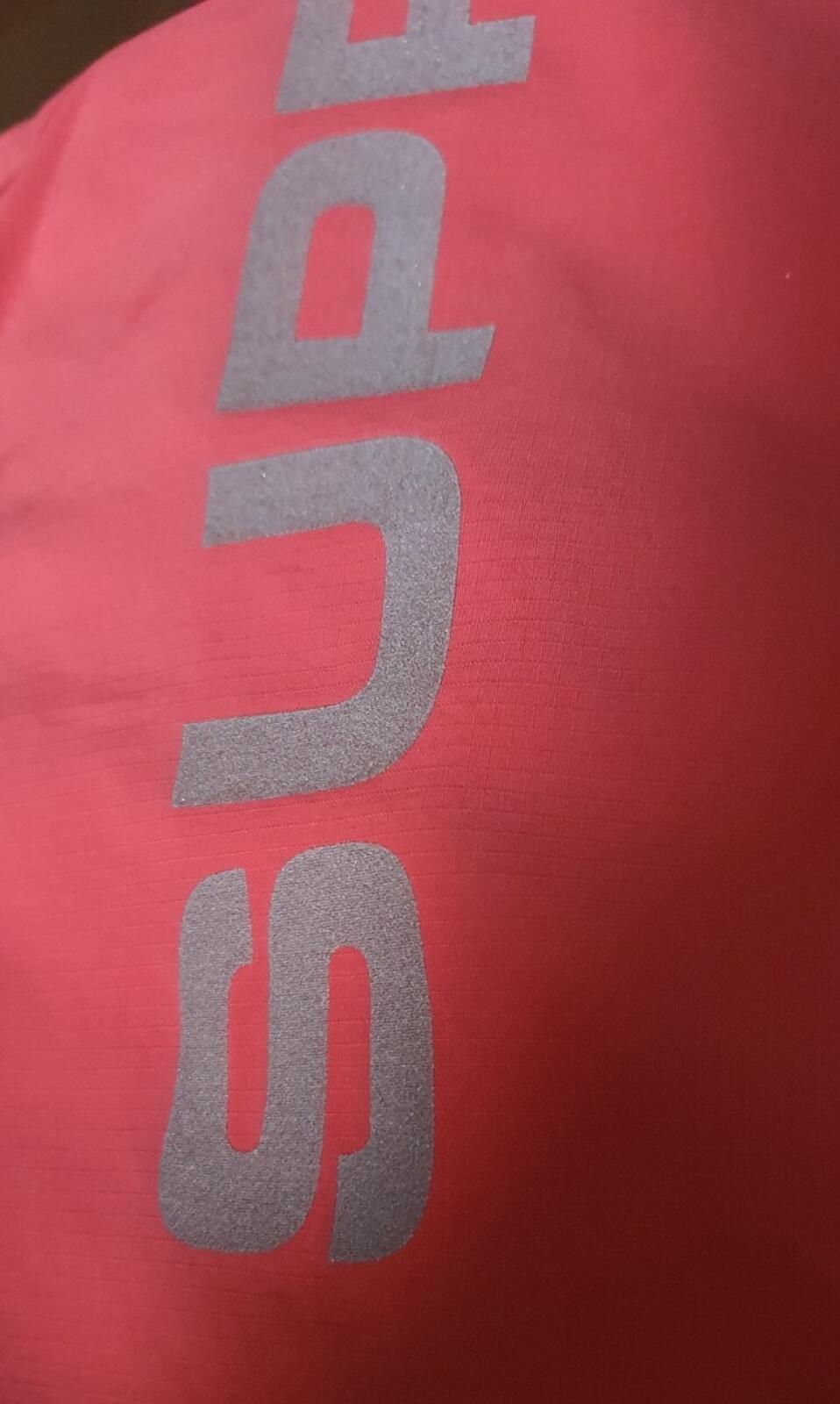 SS19 Supreme Nylon Ripstop Hooded Pullover  M medium jacket Water resistant rust