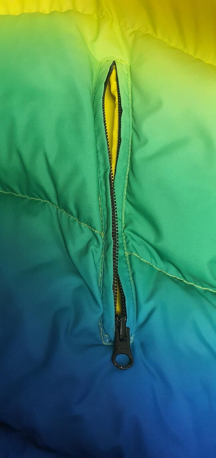 SS18 Supreme Gradient Puffy jacket S Small Duck Down Fill Water Resistant