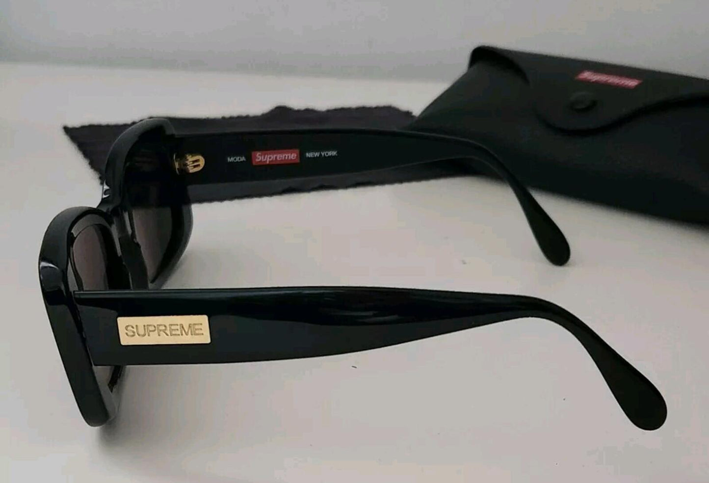 SS16 Supreme Moda sunglasses Black Gold made in Italy