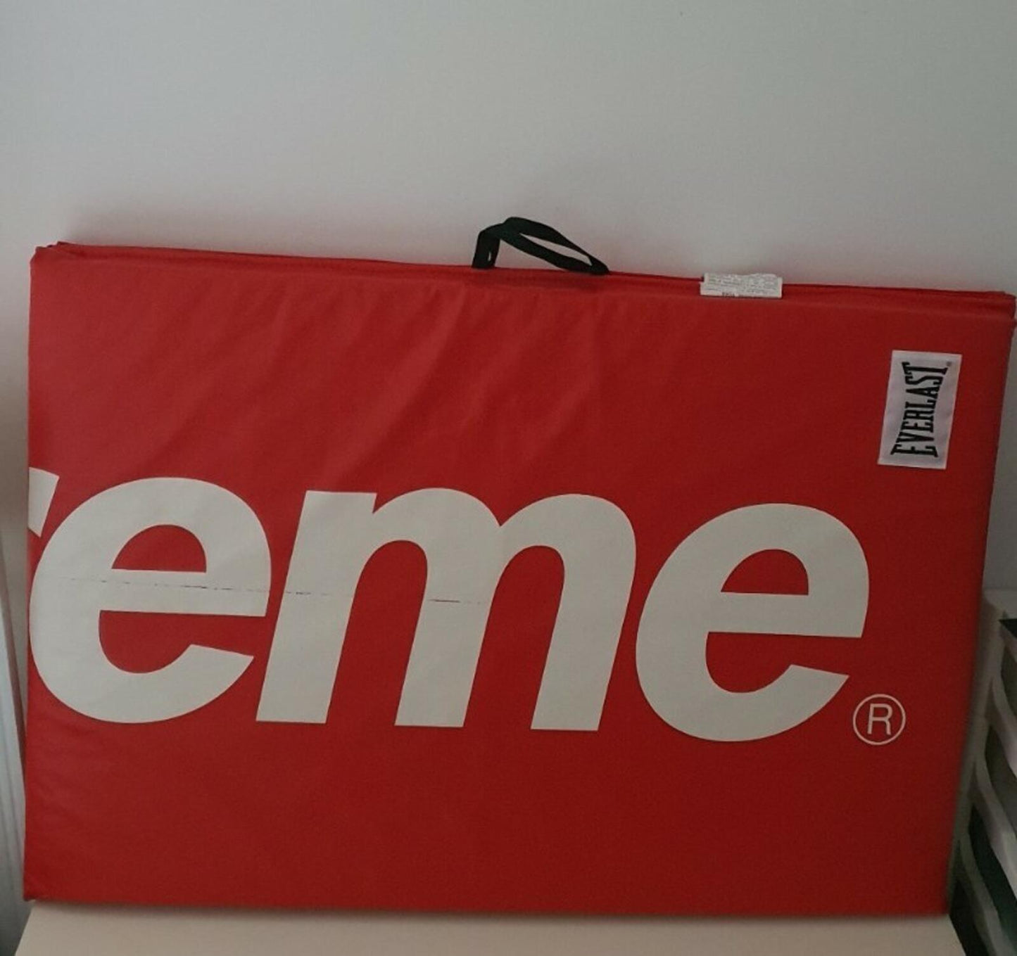 FW17 Supreme x Everlast Folding Exercise Mat Red