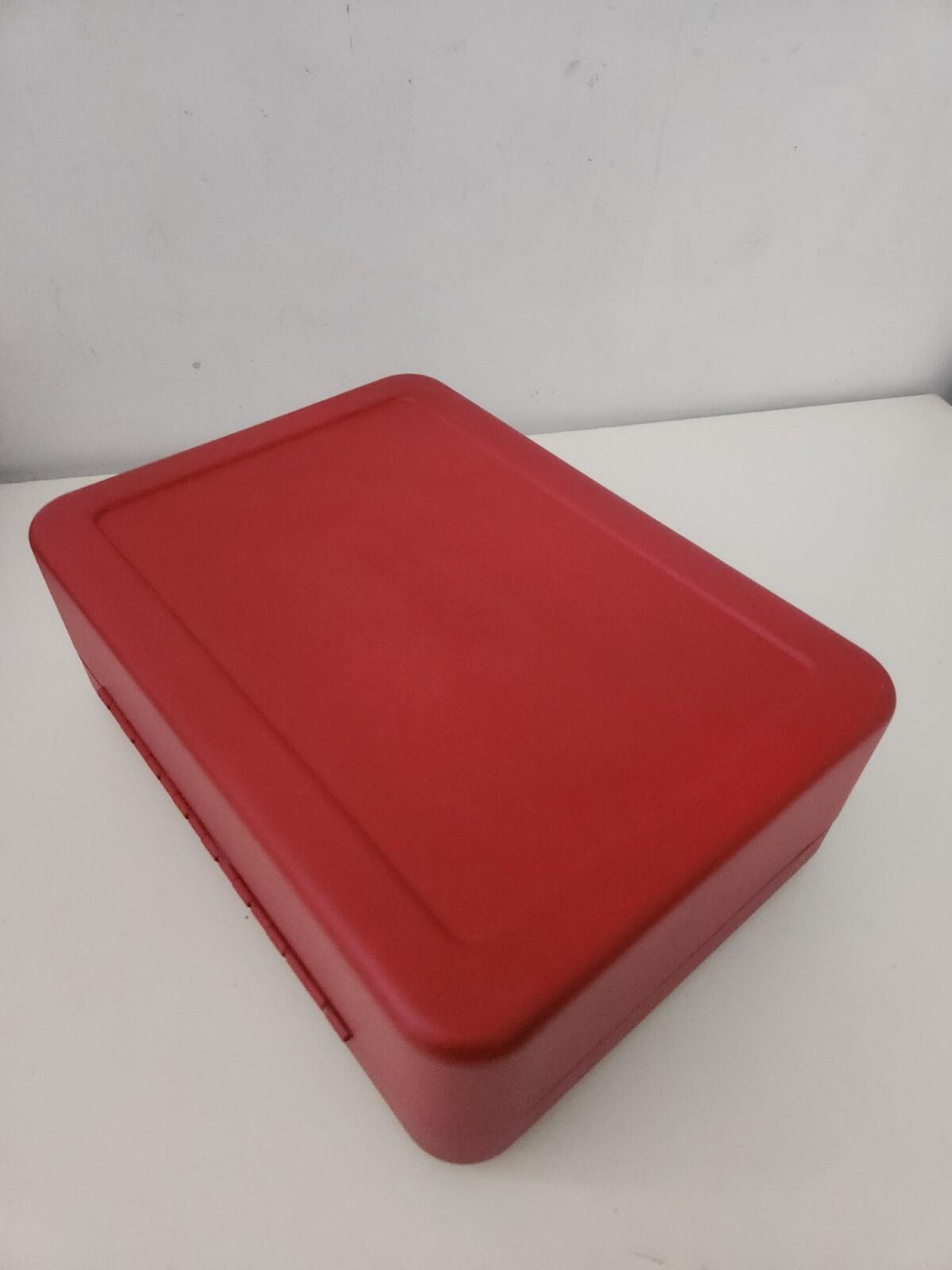FW17 Supreme lock box red metal 2 keys Accessory Storage Red Powder Coated Iron
