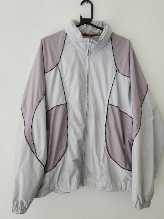 Chaqueta cortavientos con capucha Supreme Logo Piping FW23 Talla XL Gris Lavanda Resistente al agua