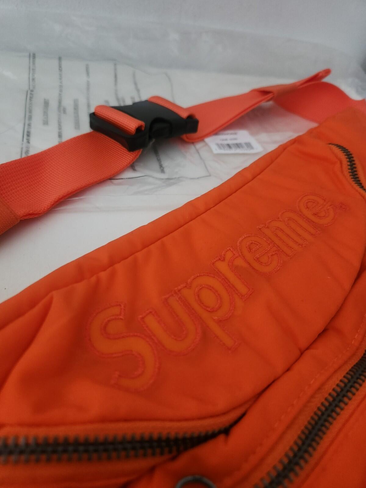 HW20 Supreme Barbour Gürteltasche aus gewachster Baumwolle wasserabweisend