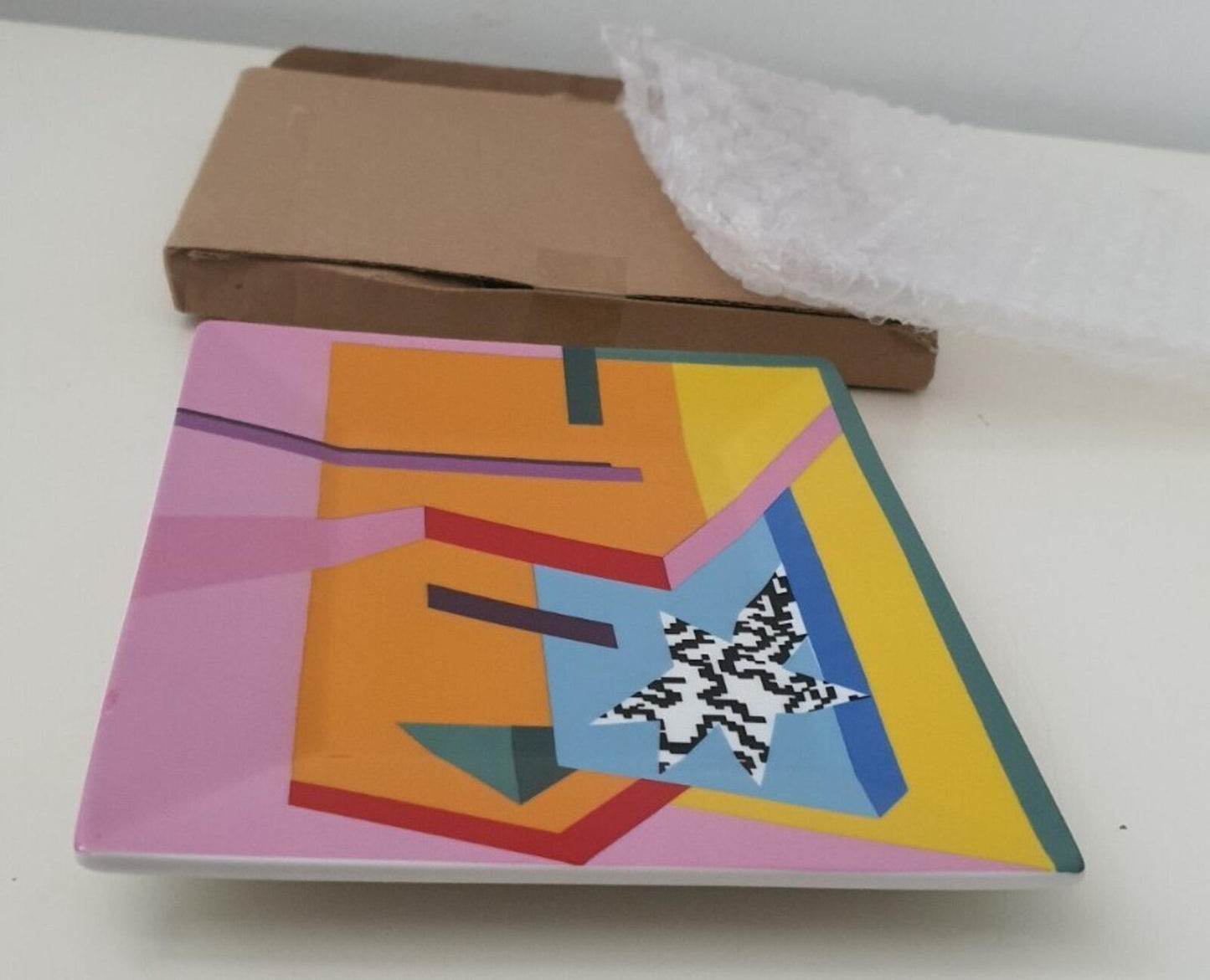 Cenicero grande multicolor de cerámica, accesorio, Supreme A. Mendini Milano SS16