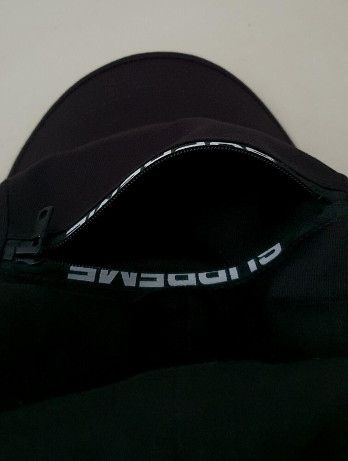 FW21 Supreme Top Zip camp cap black hat Zip Pocket