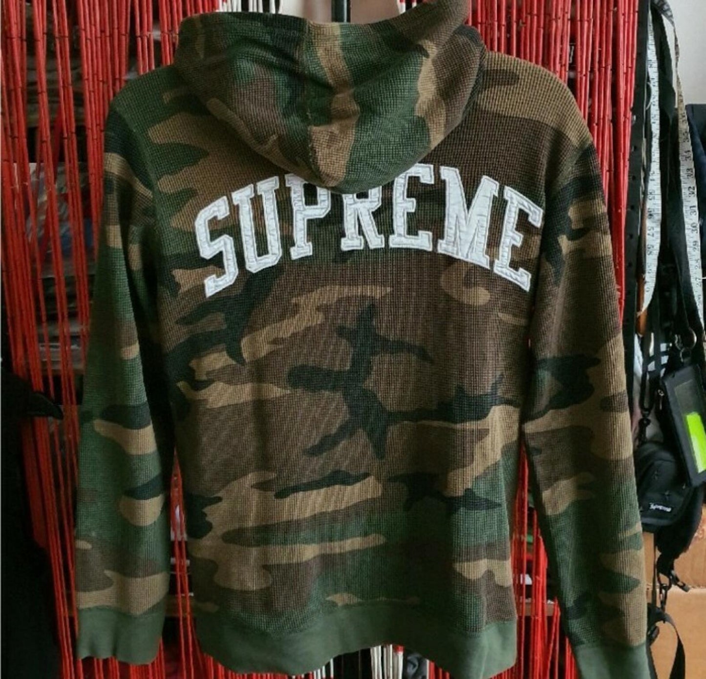 FW16 Supreme woodland camo hooded thermal waffle size M hoodie medium