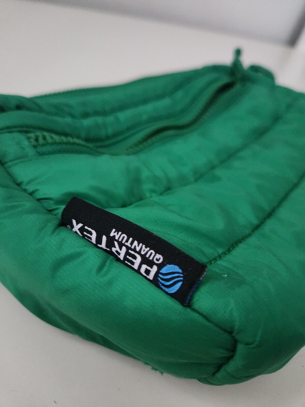 HW22 Supreme Puffer Side Bag Schultertasche Grün Wasserabweisend