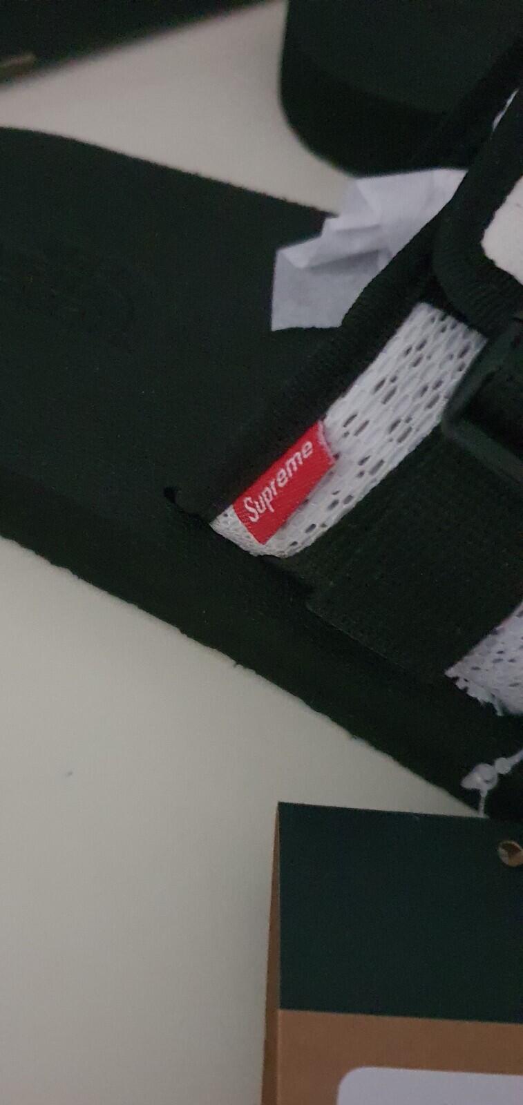 SS22 Supreme The North Face Trekking Sandal Slides Stone UK 7 US 8 EU 40.5 Weiß
