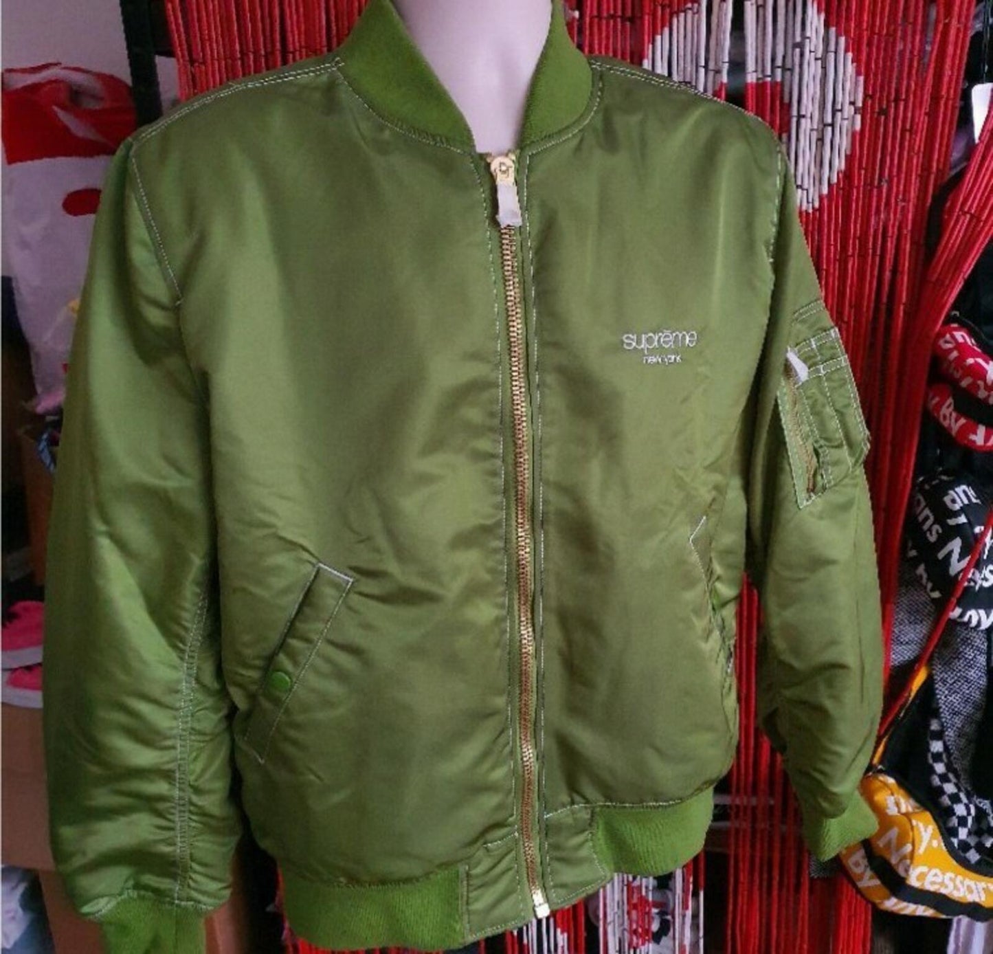 SS17 Supreme Contrast Stitch Reversible MA-1 Jacket Green Zebra Size M