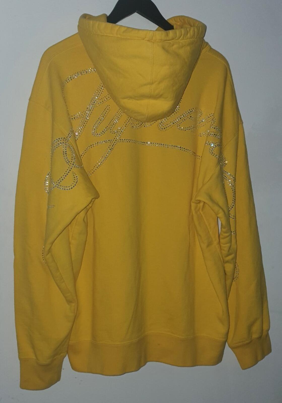 FW19 Supreme Rhinestone Script hooded sweatshirt L Large Yellow Hoodie Pullover