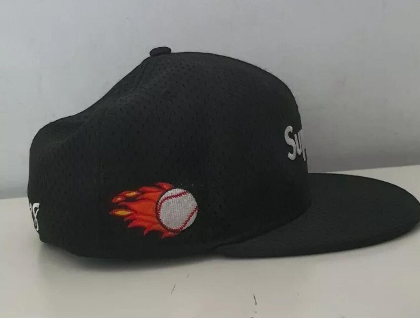 SS18 Supreme Mesh Box Logo New Era Black cap hat size 7 1/8 (56.8cm)