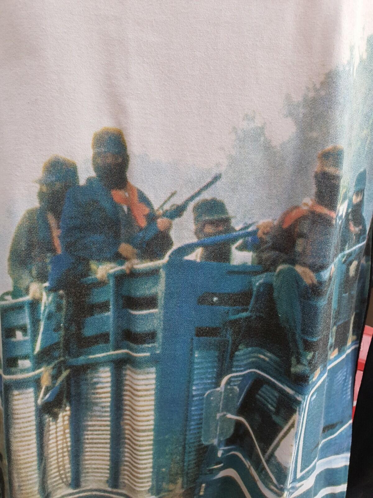 Camiseta de manga larga tipo raglán de Supreme Shawn Mortensen Zapatista de 2005, talla L