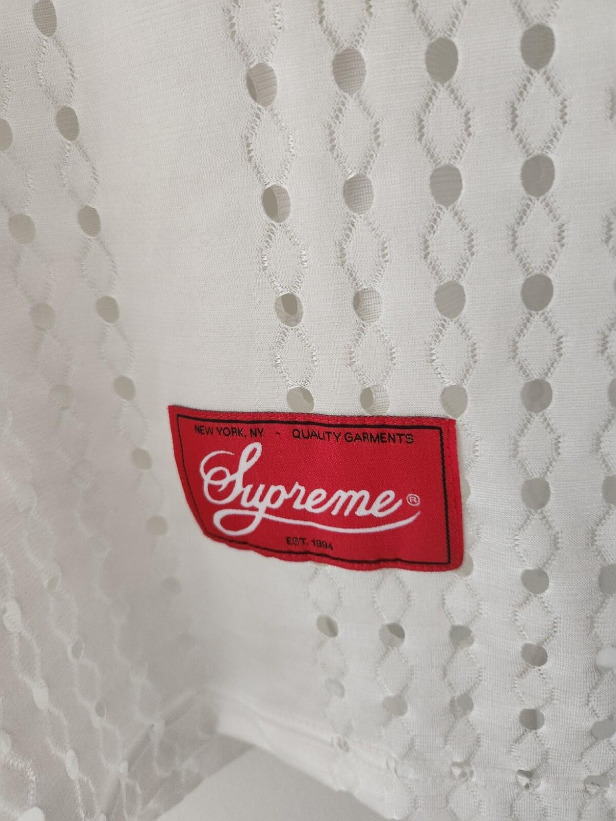 SS22 Supreme Perforated Stripe Warm Up Top Kurzarm-Oberteil M T-Shirt weißes T-Shirt Jersey
