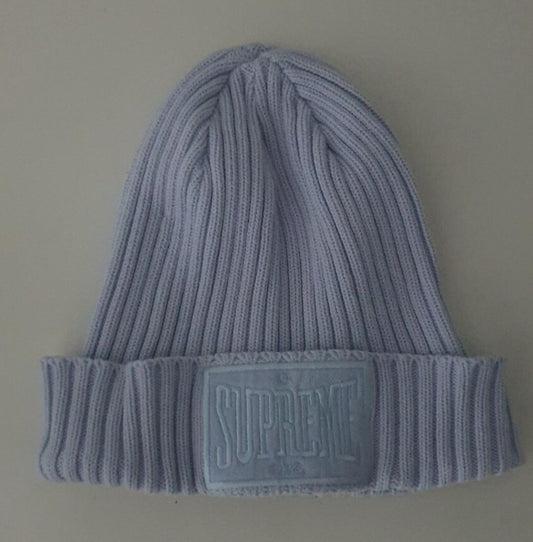 Gorro Supreme Overdyed Patch PV22 azul claro fabricado en Corea