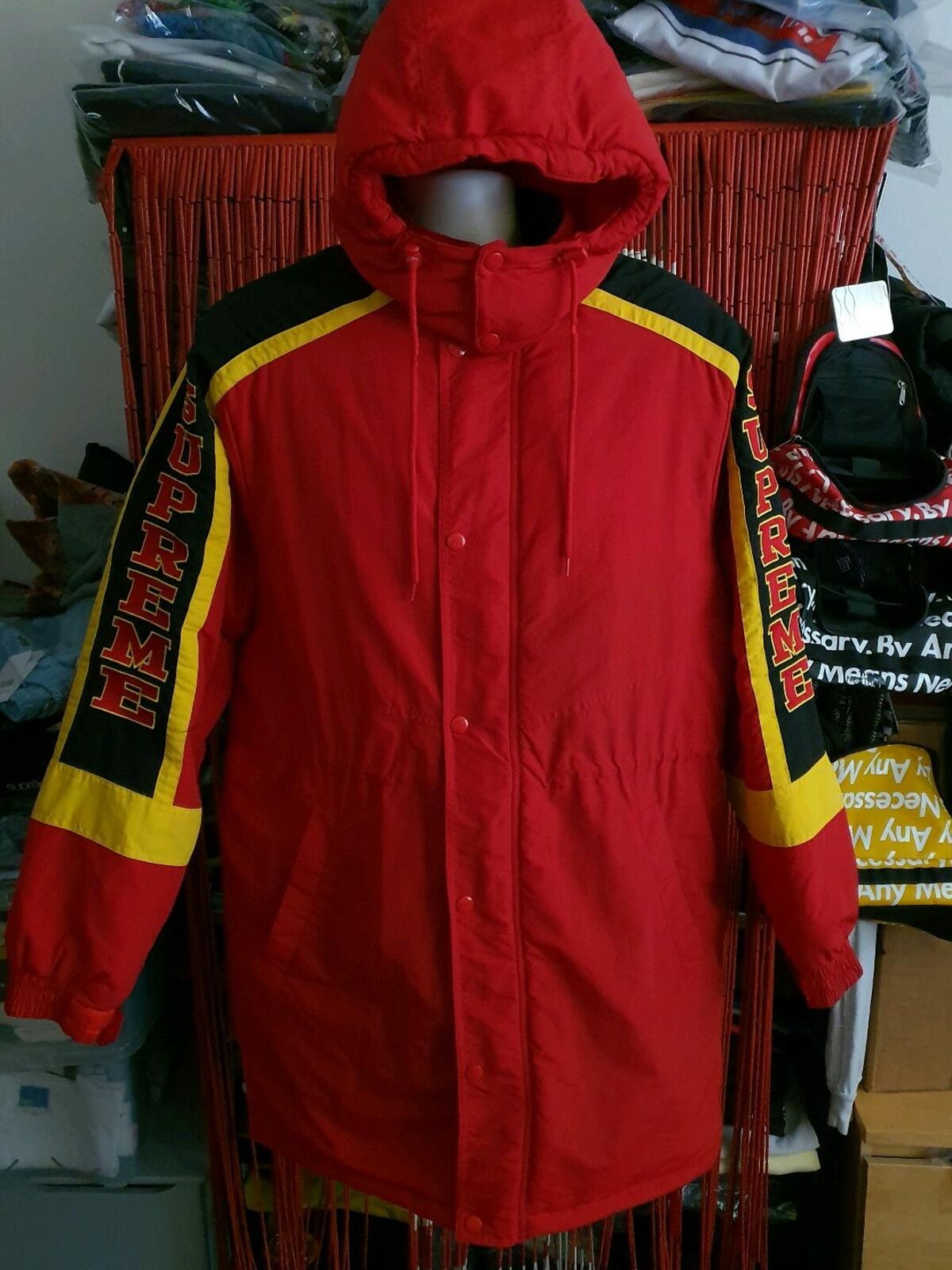 FW18 Supreme Sleeve Logo Sideline Parka Roja Talla S