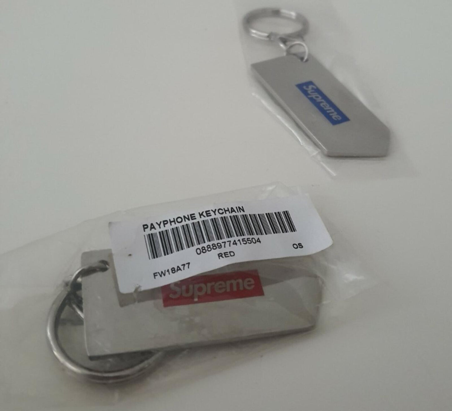 2x FW18 Supreme payphone keychains keyrings small box logo blue red Accessory
