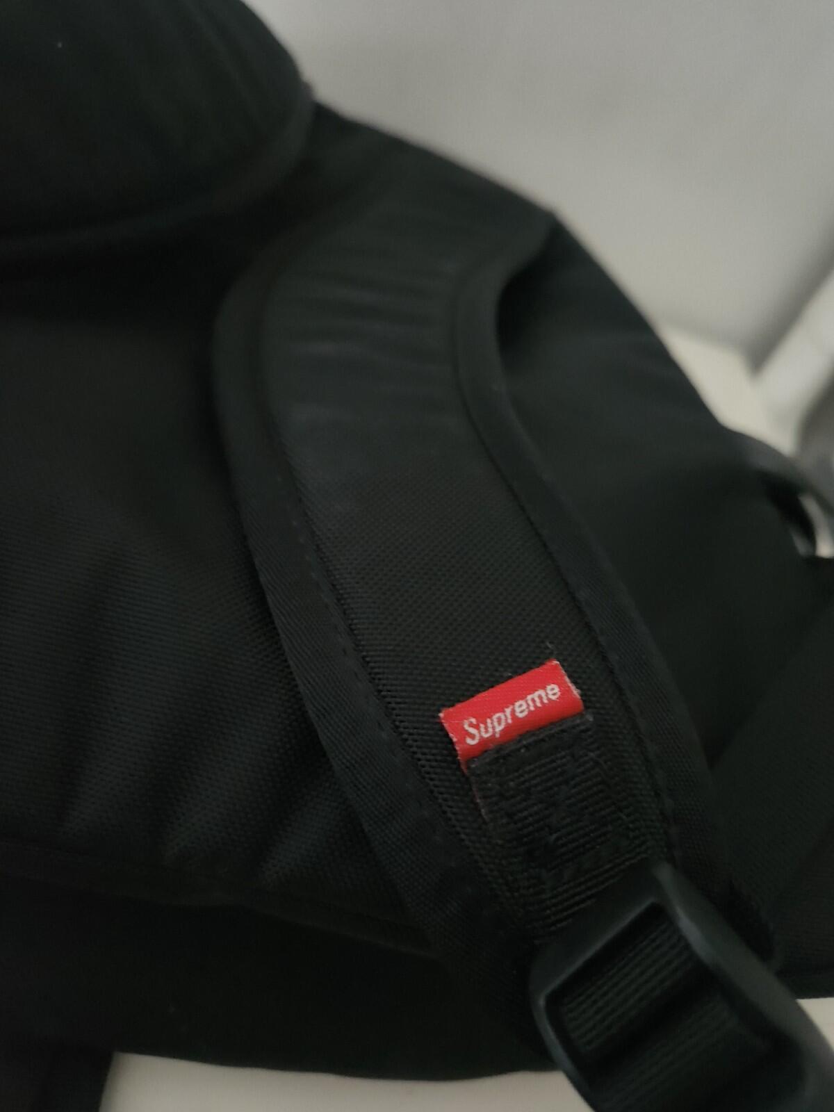 FW17 Supreme x THE NORTH FACE Leather Day Pack schwarzer Rucksack TNF Daypack